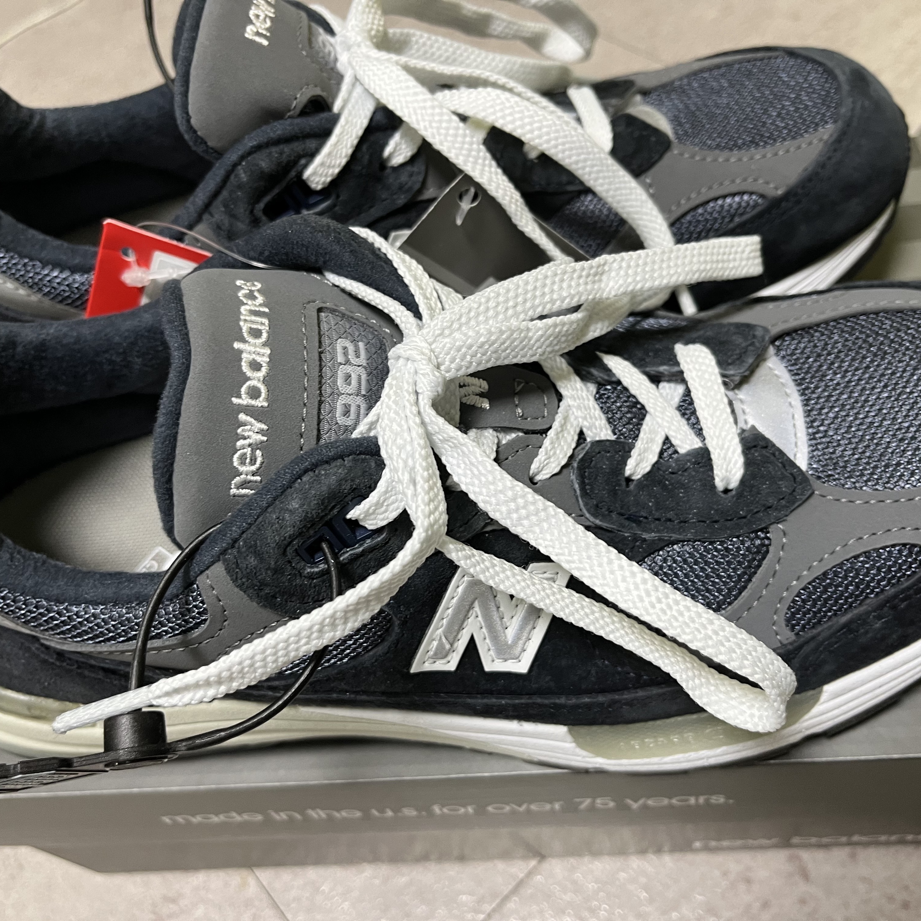 New Balance 992 Made in USA Navy 착용 스타일