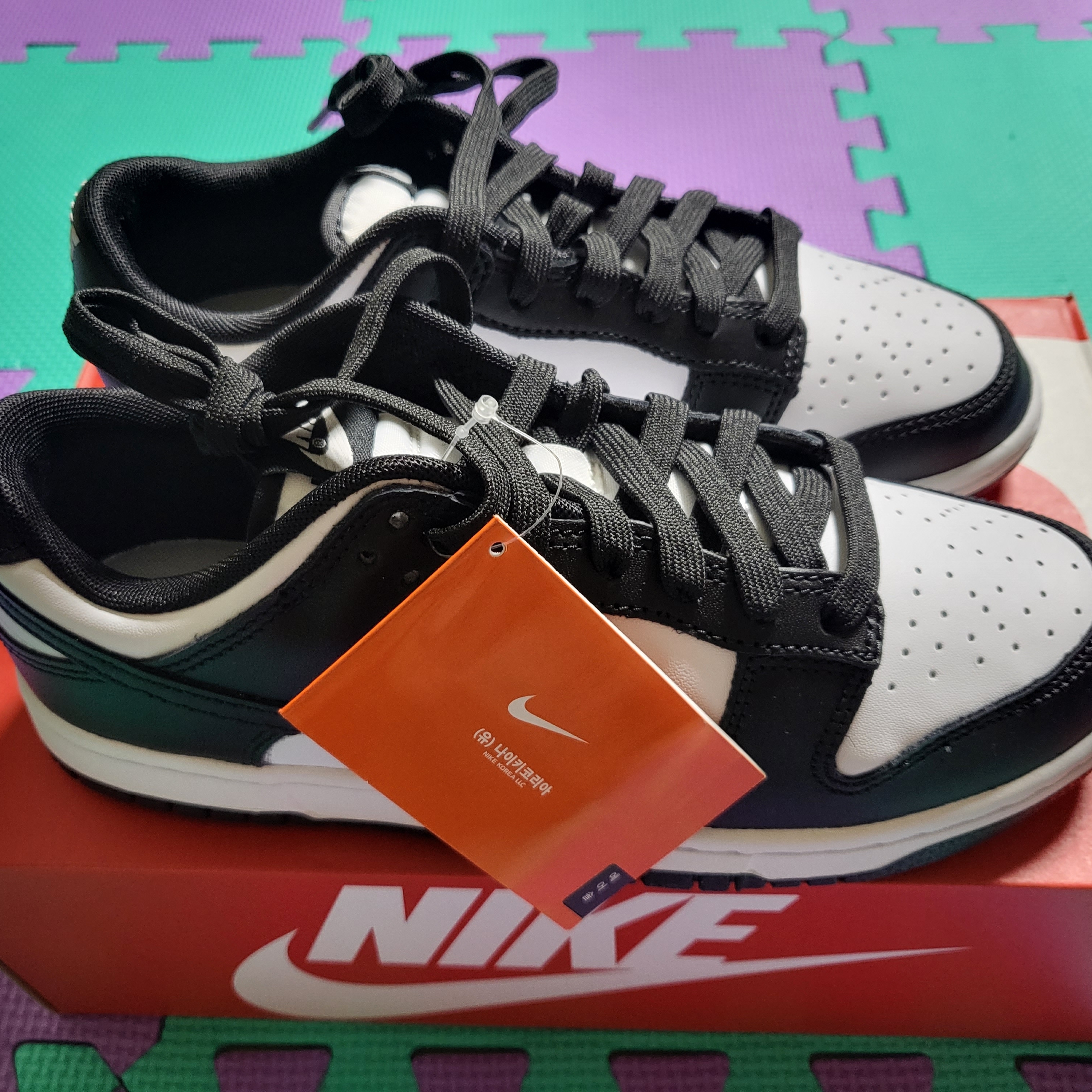 Nike Dunk Low Retro Black 착용 스타일 - 1