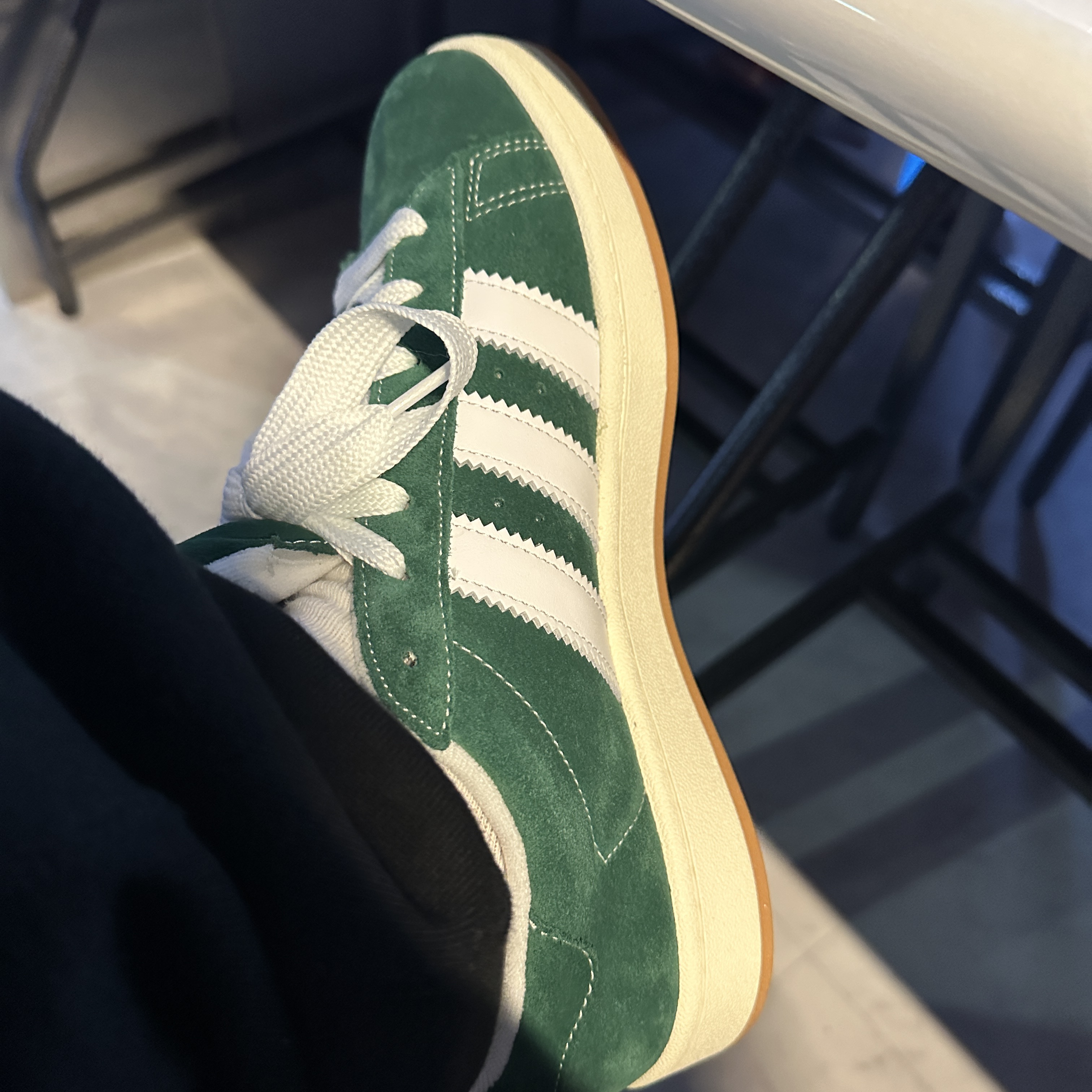 Adidas Campus 00s St Forest Glade 착용 스타일 - 2