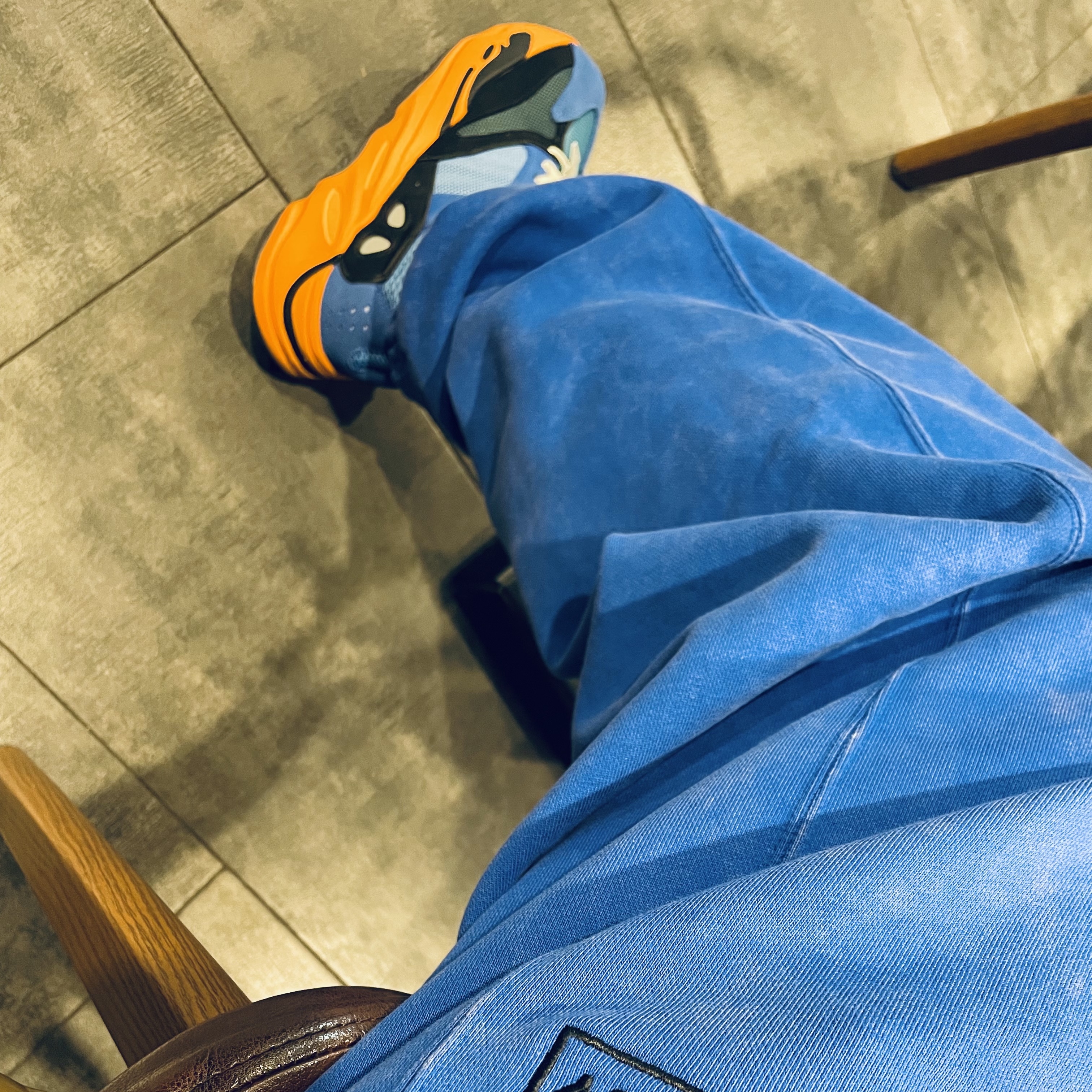 Nike x Stussy NRG Acid Washed Crewneck Game Royal (DR4024-480), Nike x Stussy NRG Acid Washed Fleece Pants Game Royal (DR4025-480) 착용 스타일 - 2