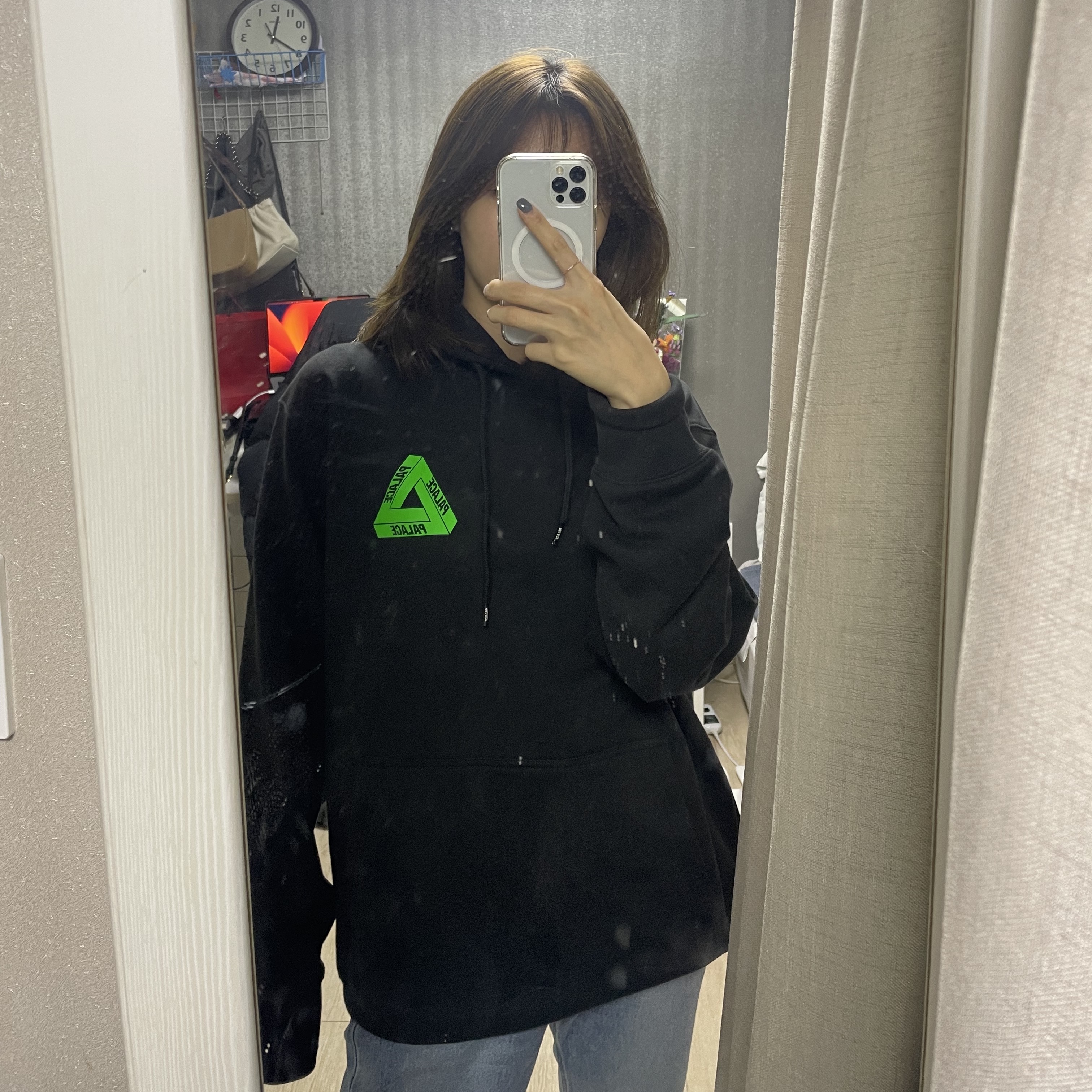 Palace Tri-Lenticular Hood Black - 22FW 착용 스타일