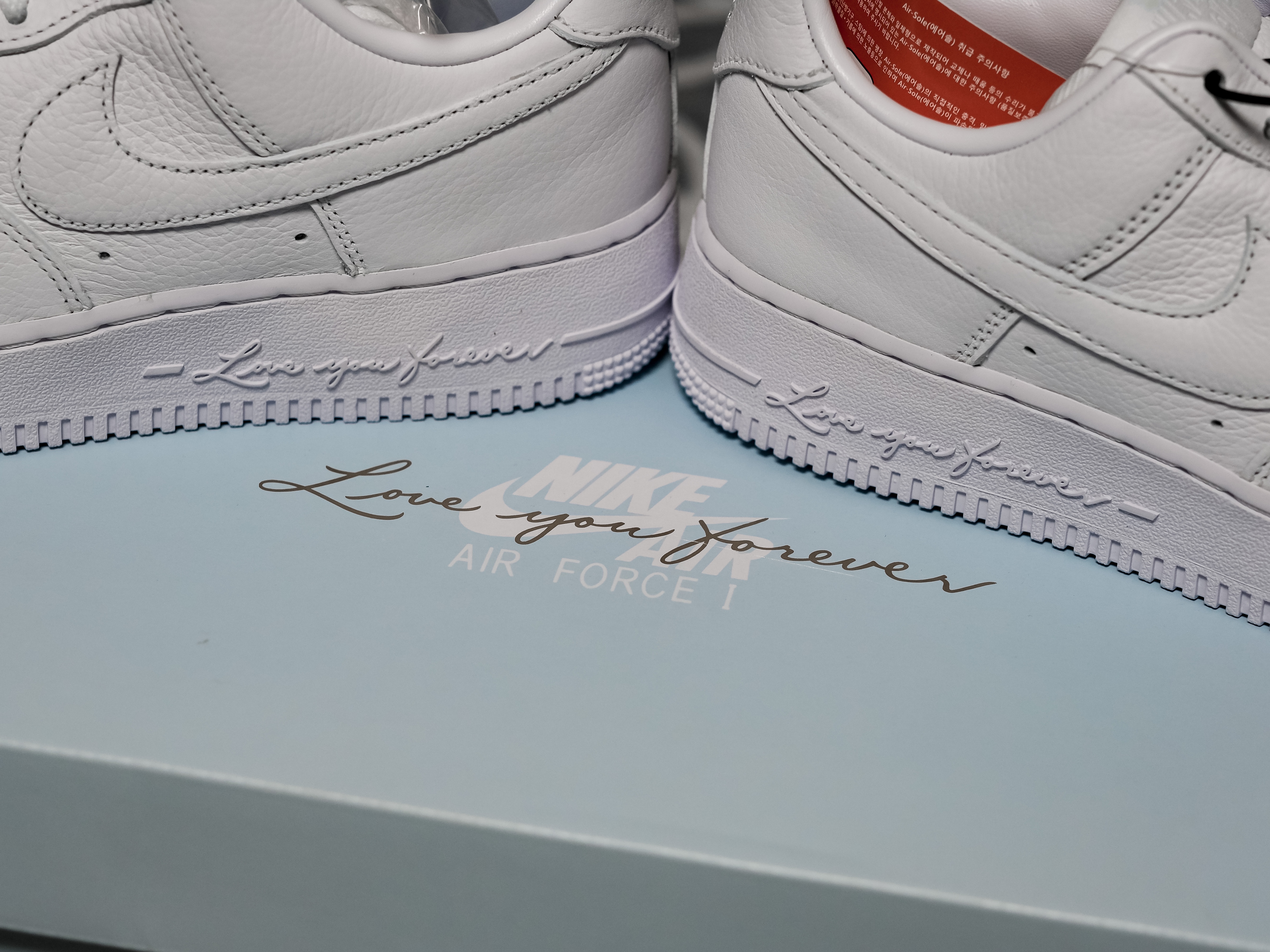 Nike x Drake Nocta Air Force 1 Low SP Certified Lover Boy White 착용 스타일 - 2