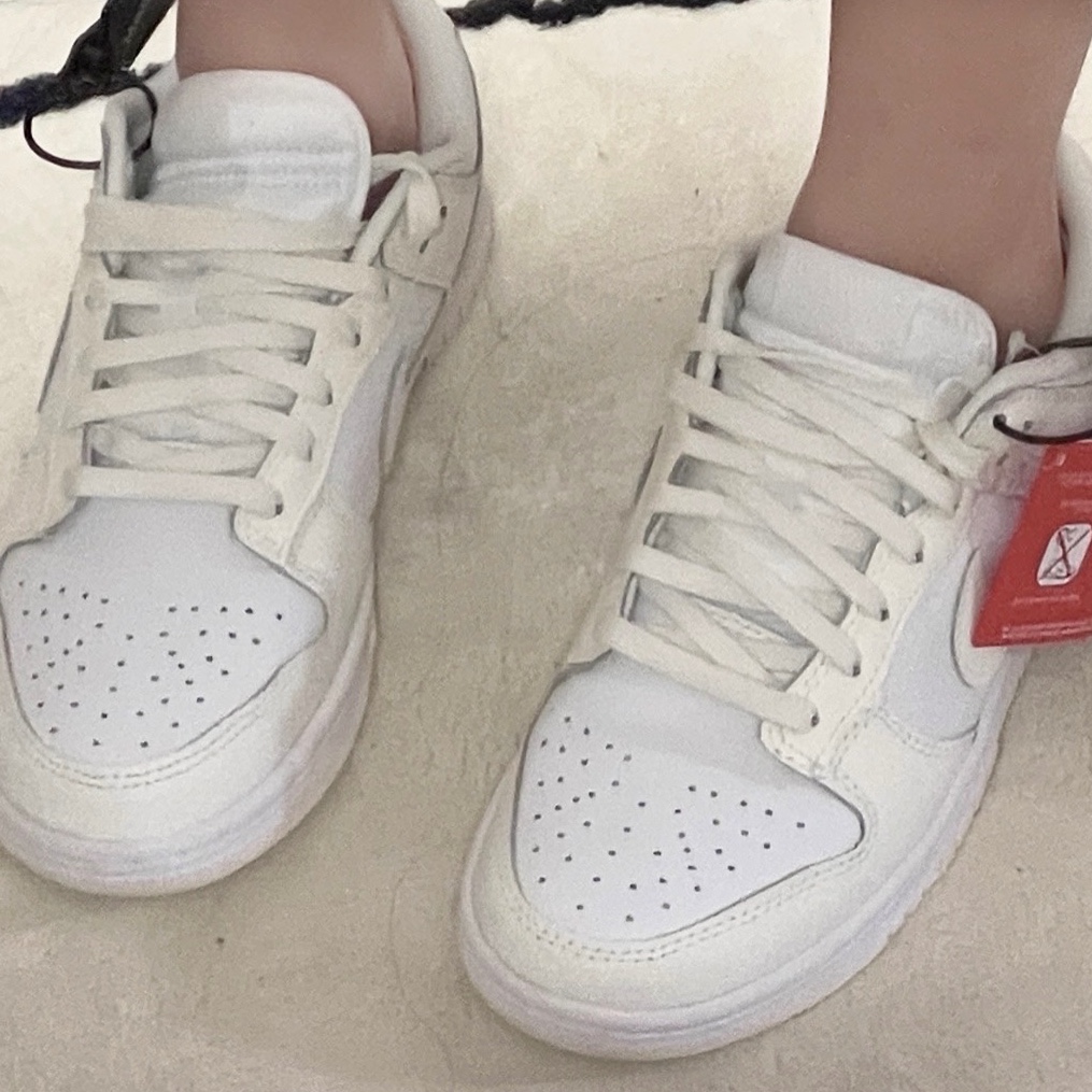(W) Nike Dunk Low White and Sail 착용 스타일