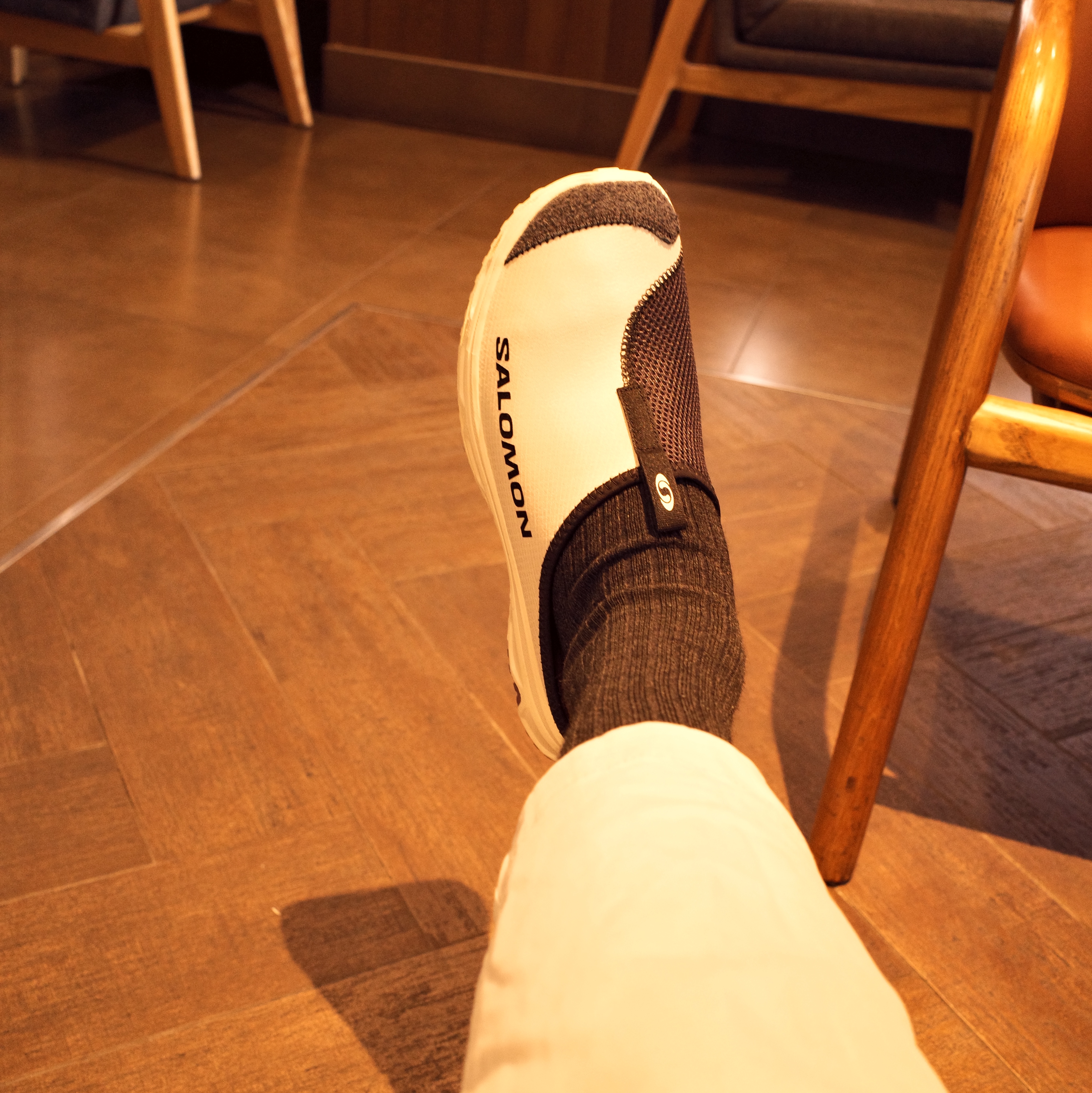 Salomon RX Slide 3.0 Bleached Sand 착용 스타일 - 3
