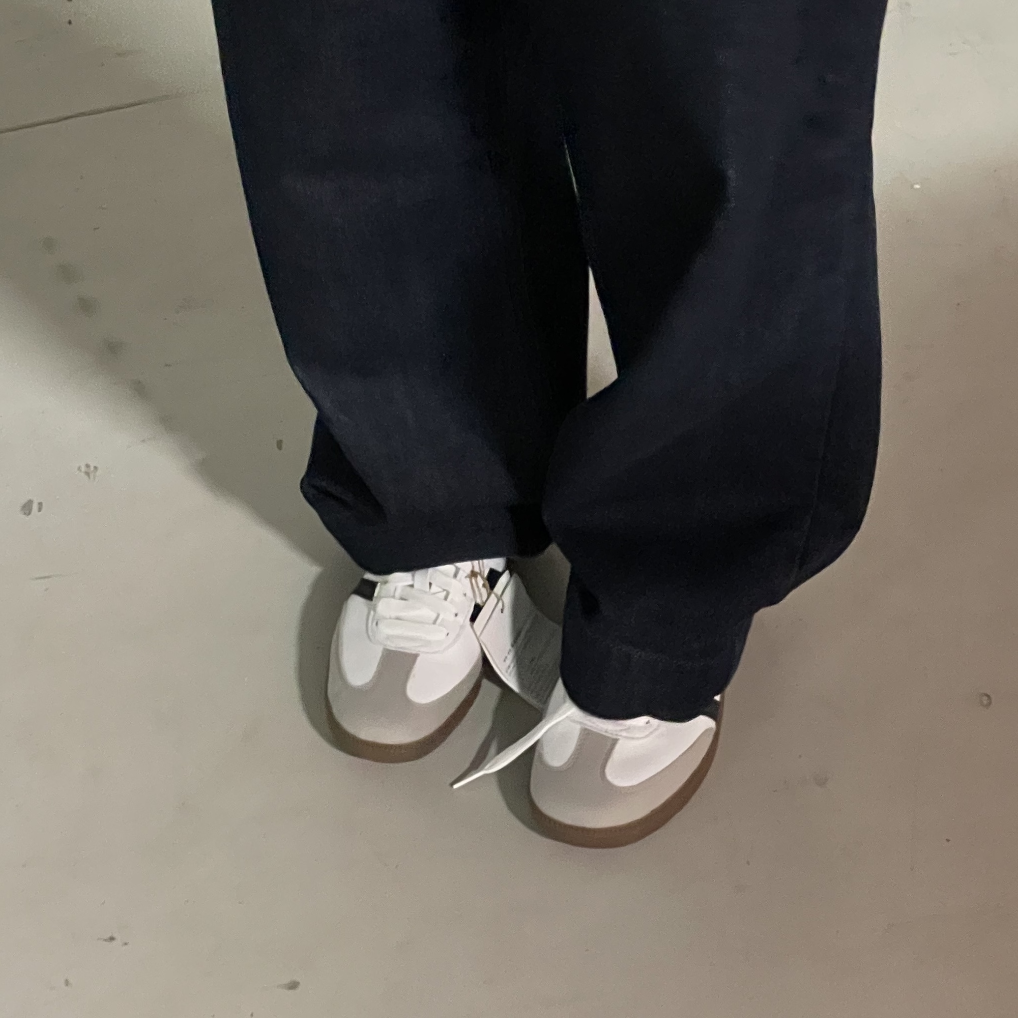 Adidas Samba Vegan White Black 착용 스타일