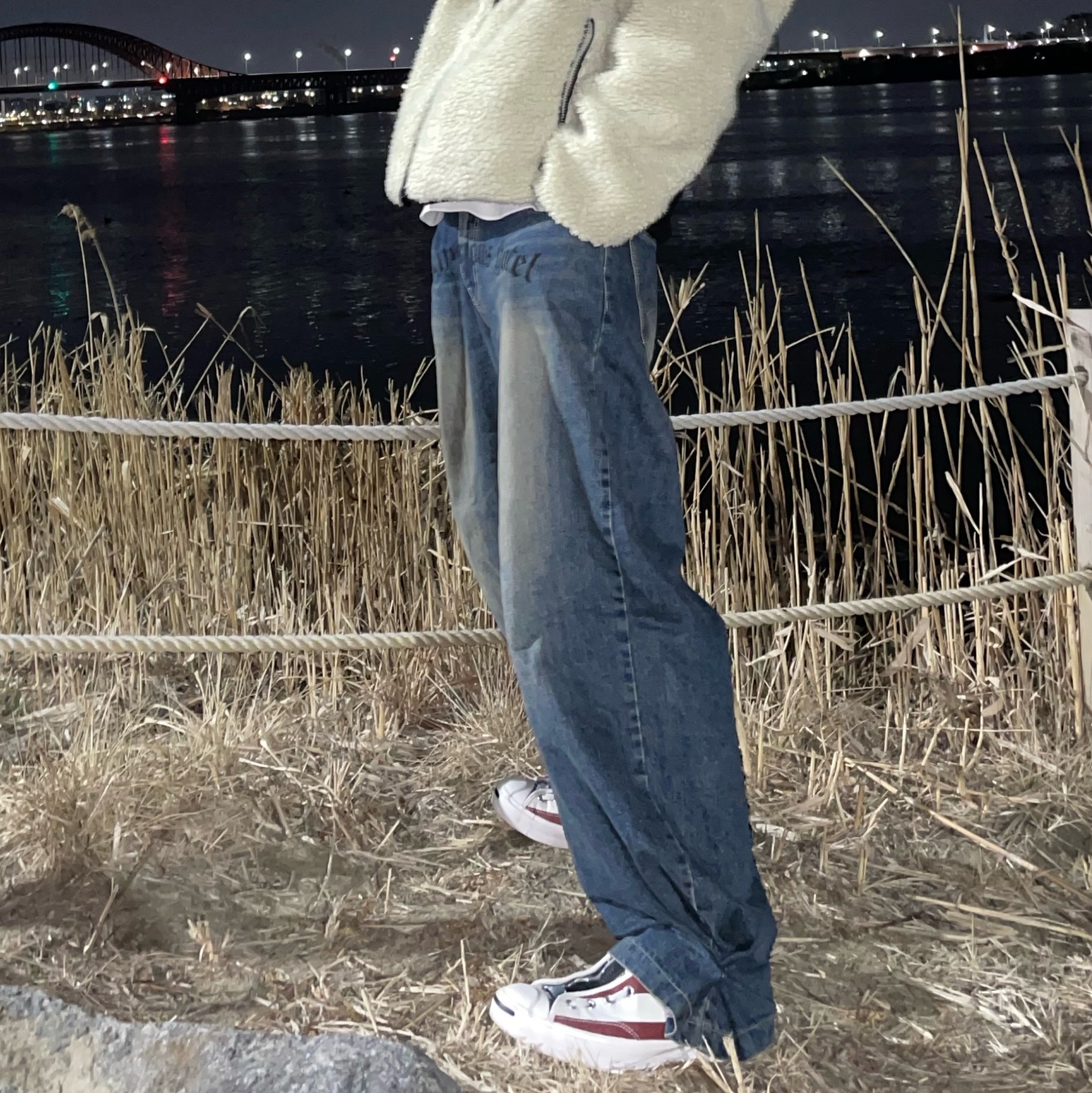 Converse x Takahiromiyashita The Soloist Jack Purcell Zip Ox White Red, Stussy 8 Ball Sherpa Jacket Natural 착용 스타일 - 2