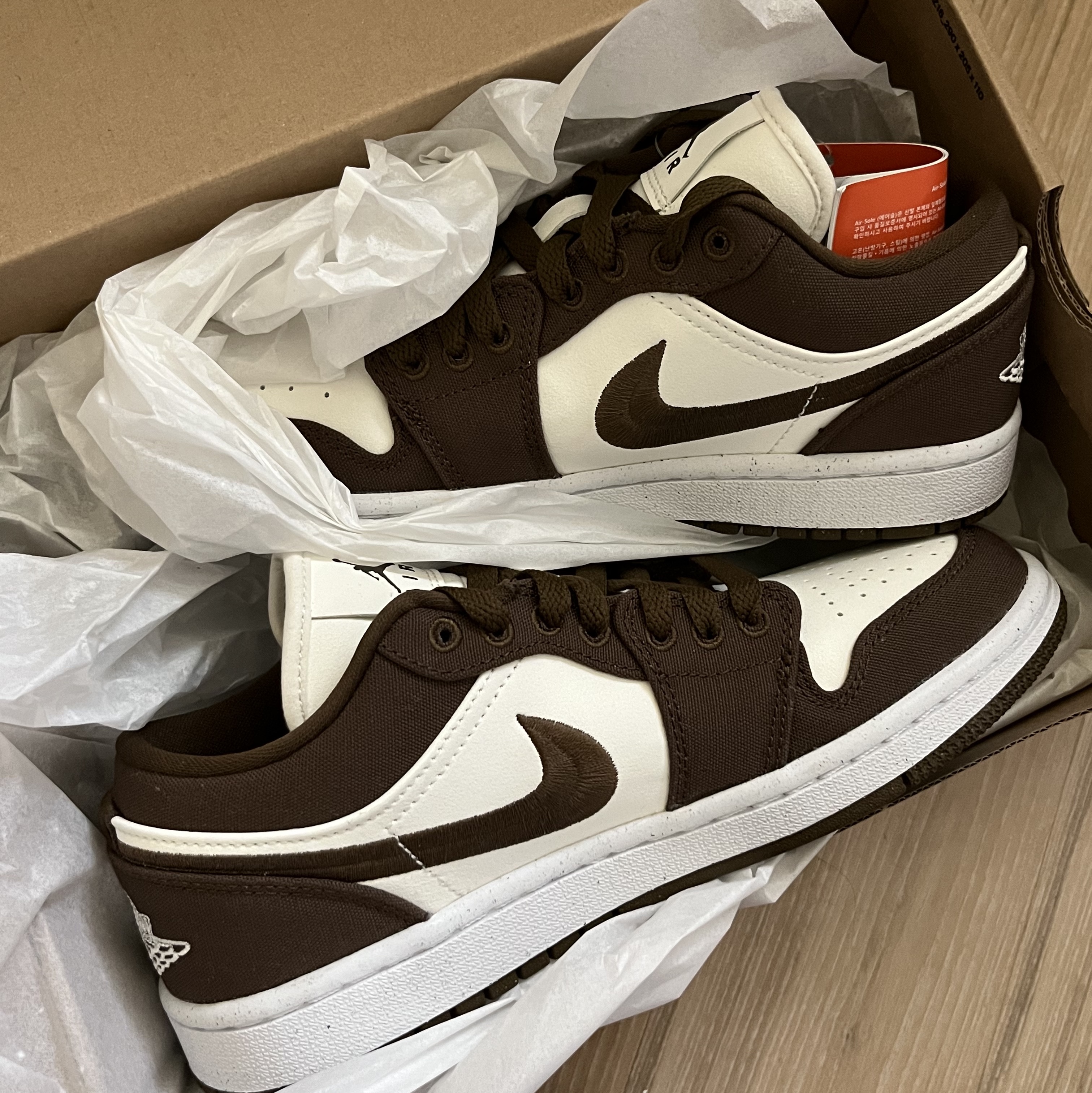 (W) Jordan 1 Low SE Light Olive 착용 스타일