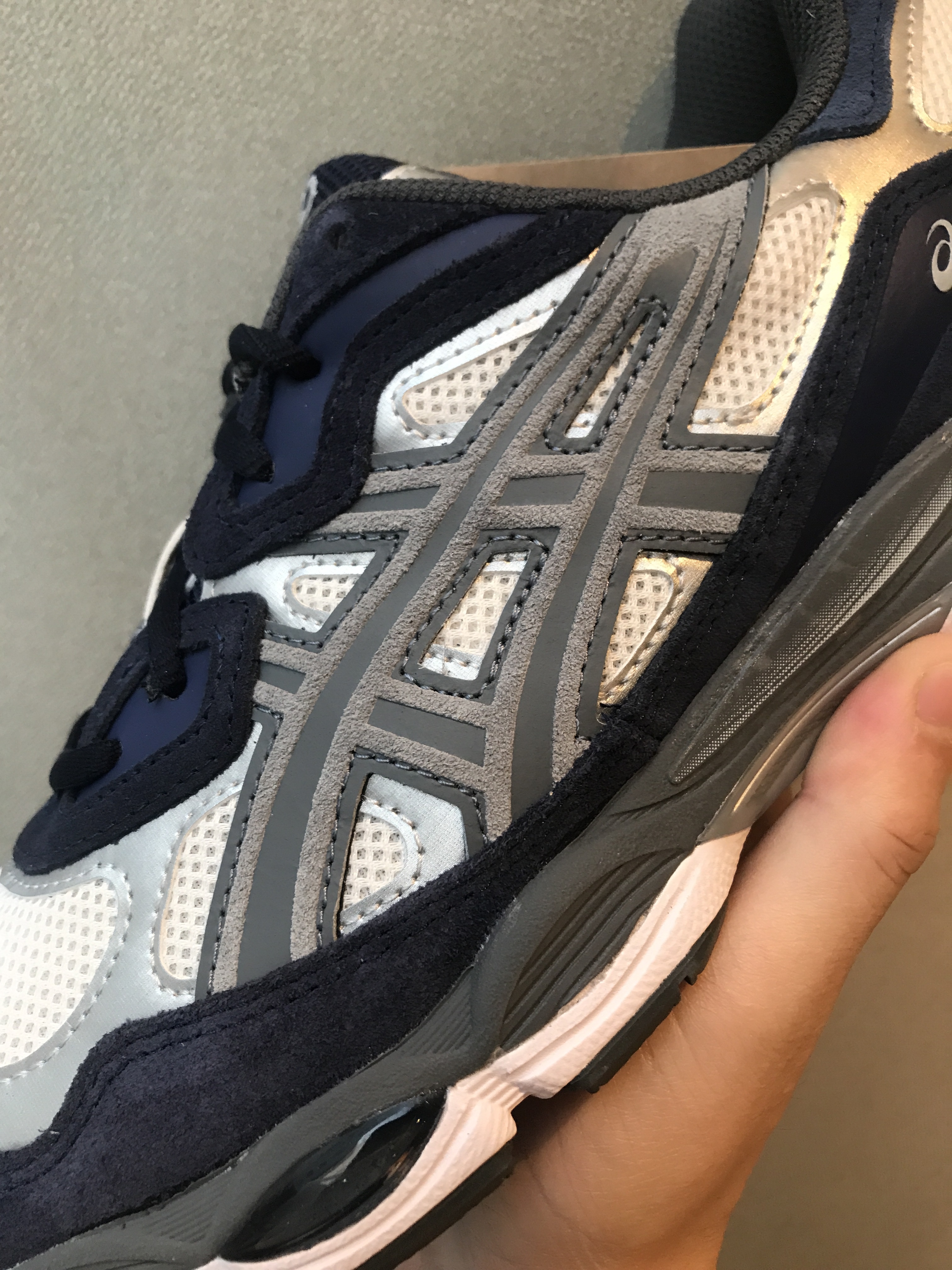 Asics Gel-NYC Cream Steel Grey 착용 스타일 - 4