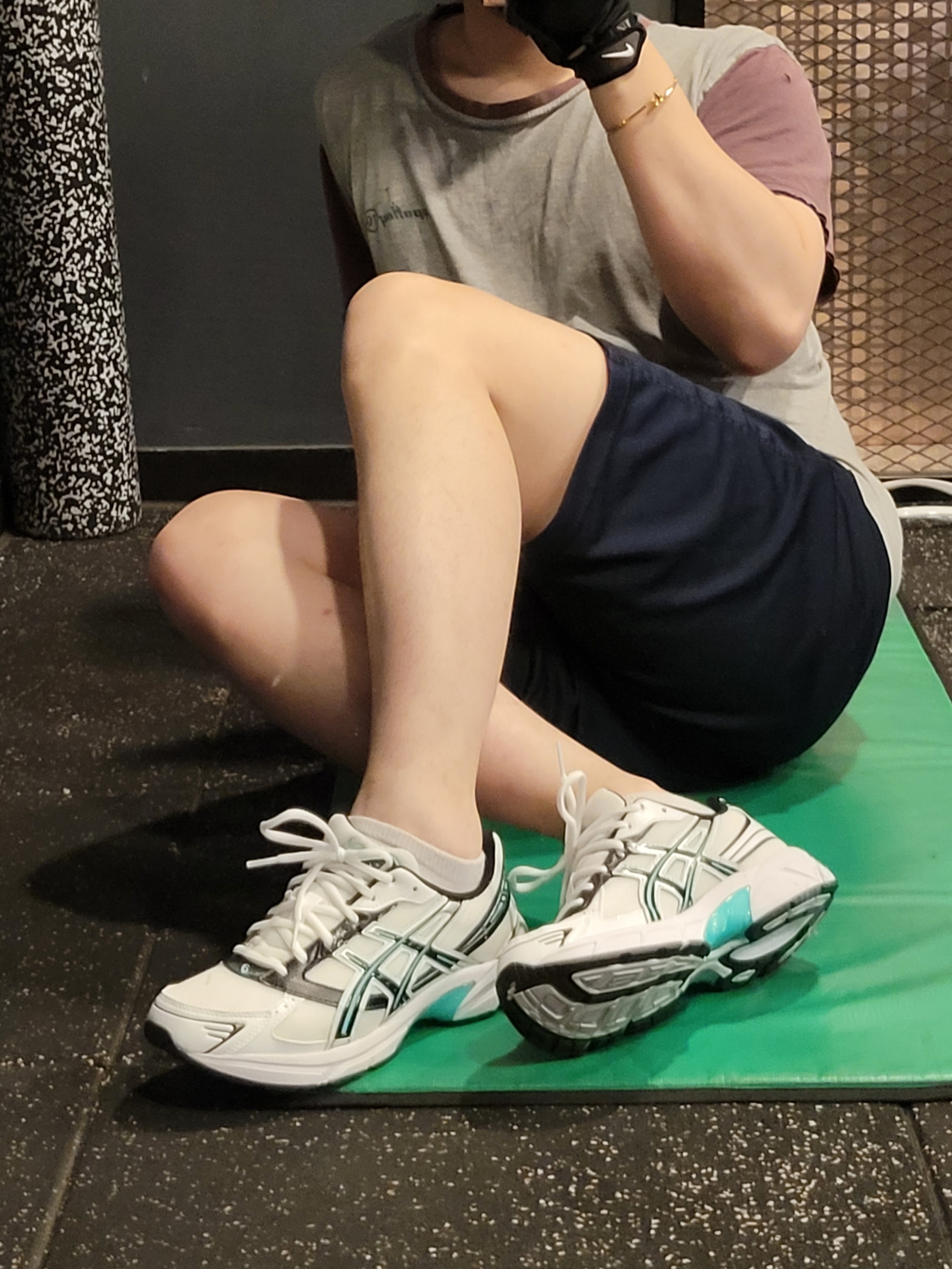 Asics Gel-1130 White Black 착용 스타일