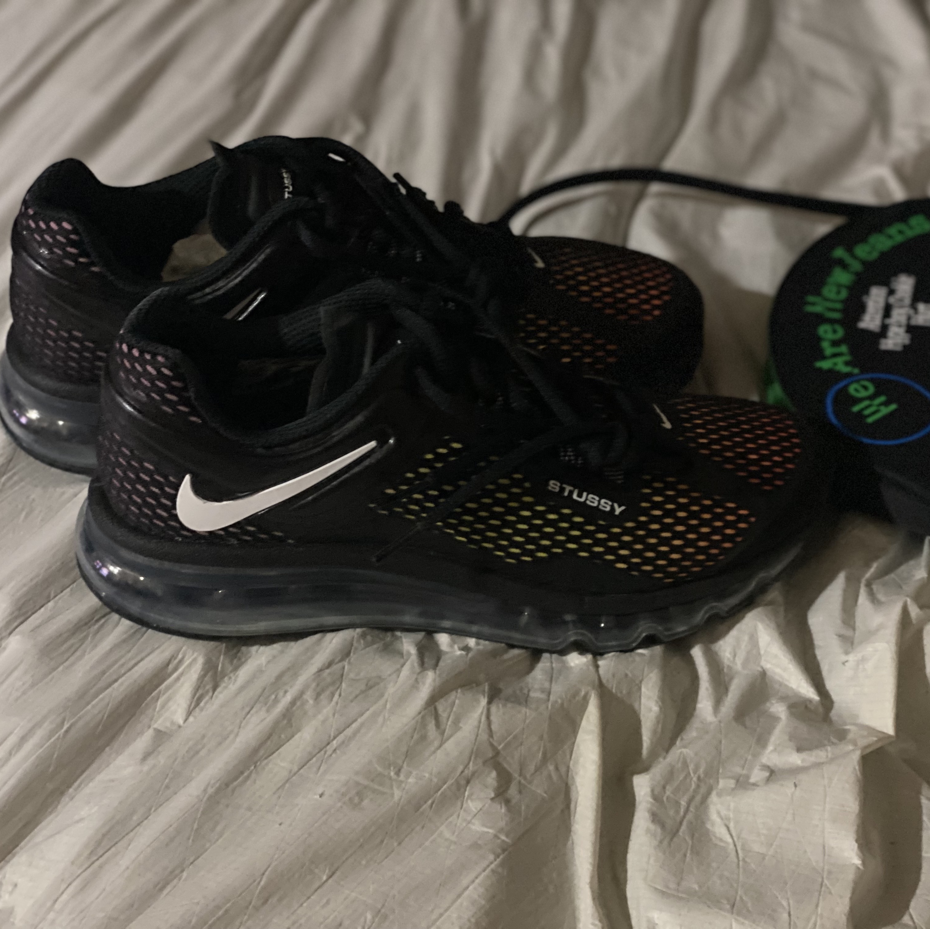 Nike x Stussy Air Max 2013 Black, NewJeans 1st EP New Jeans Limited Edition (Black Ver.) 착용 스타일 - 2
