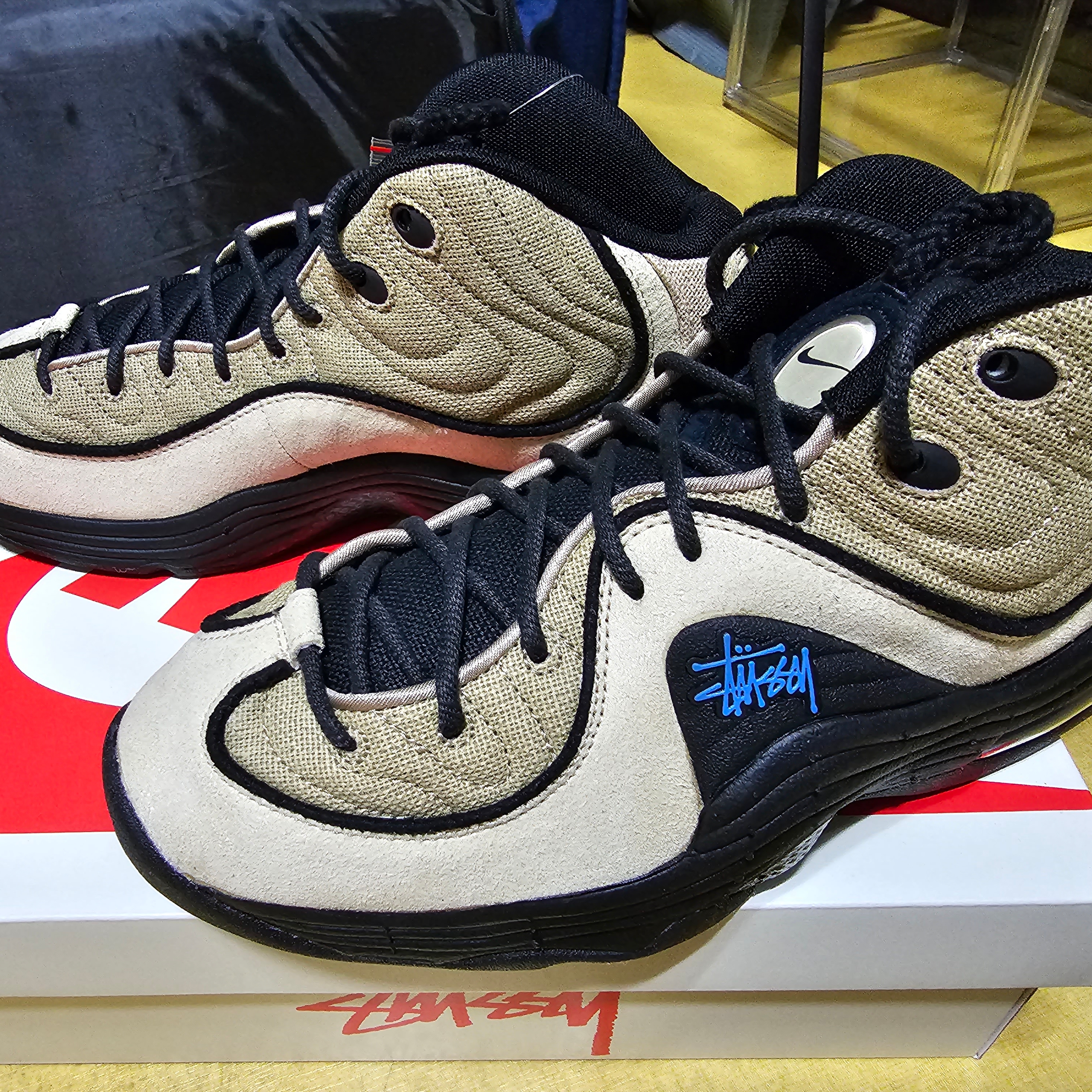 Nike x Stussy Air Penny II Rattan and Limestone 착용 스타일