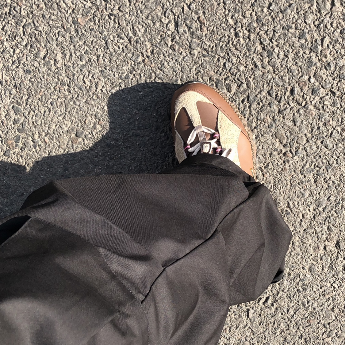 Nike x Jacquemus Air Humara LX Ale Brown and Gold 착용 스타일
