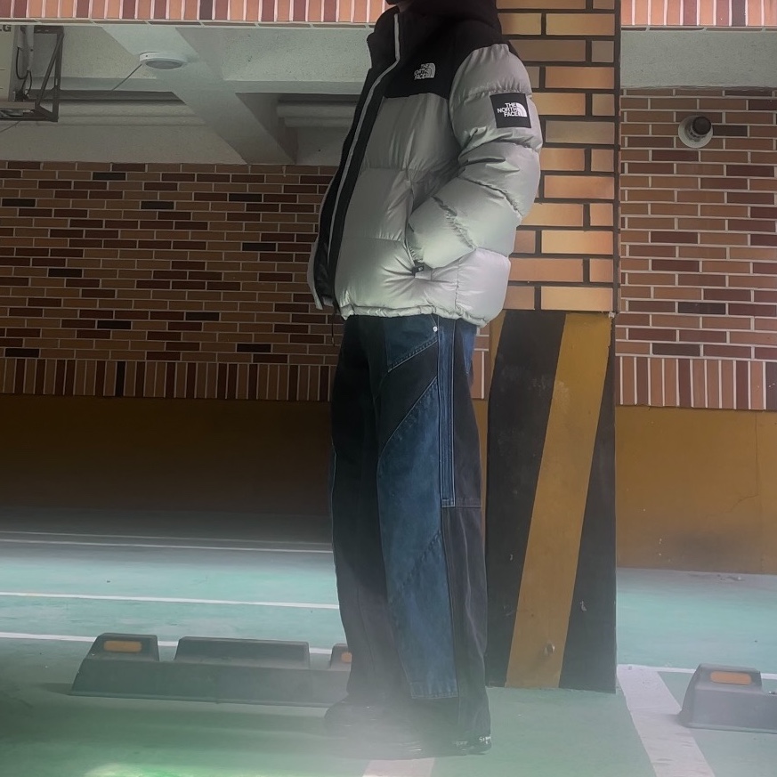 Nike x Supreme Shox Ride 2 SP Black, The North Face White Label Novelty Nuptse Down Jacket Light Khaki 착용 스타일 - 1