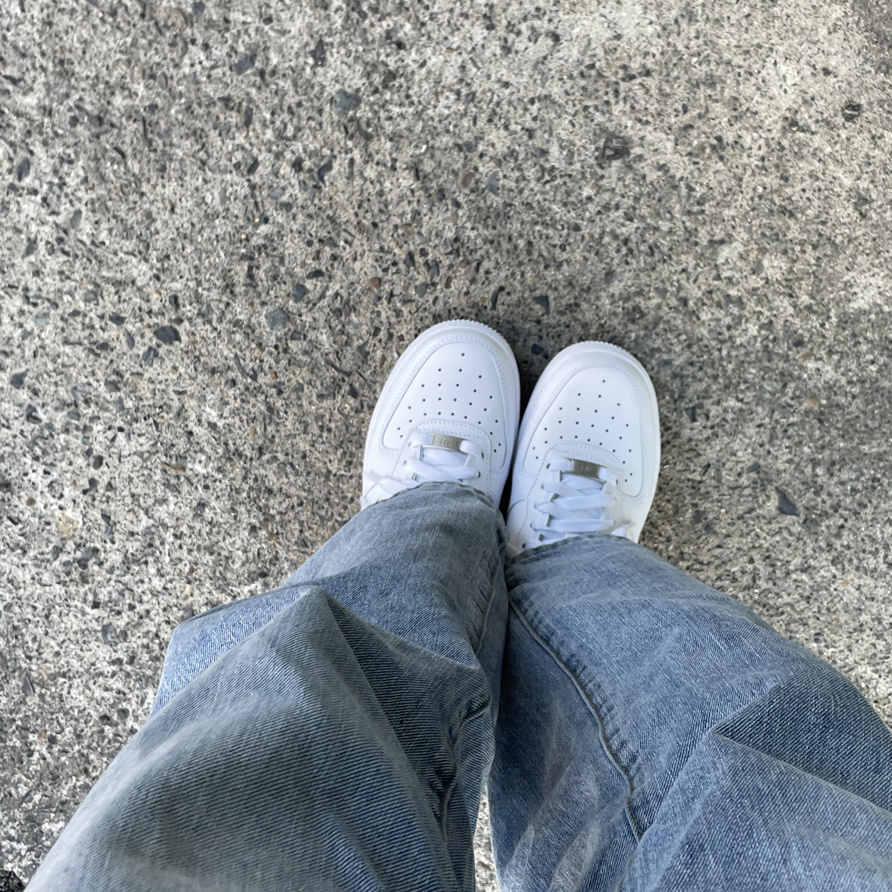 (W) Nike Air Force 1 '07 Low White 착용 스타일 - 2