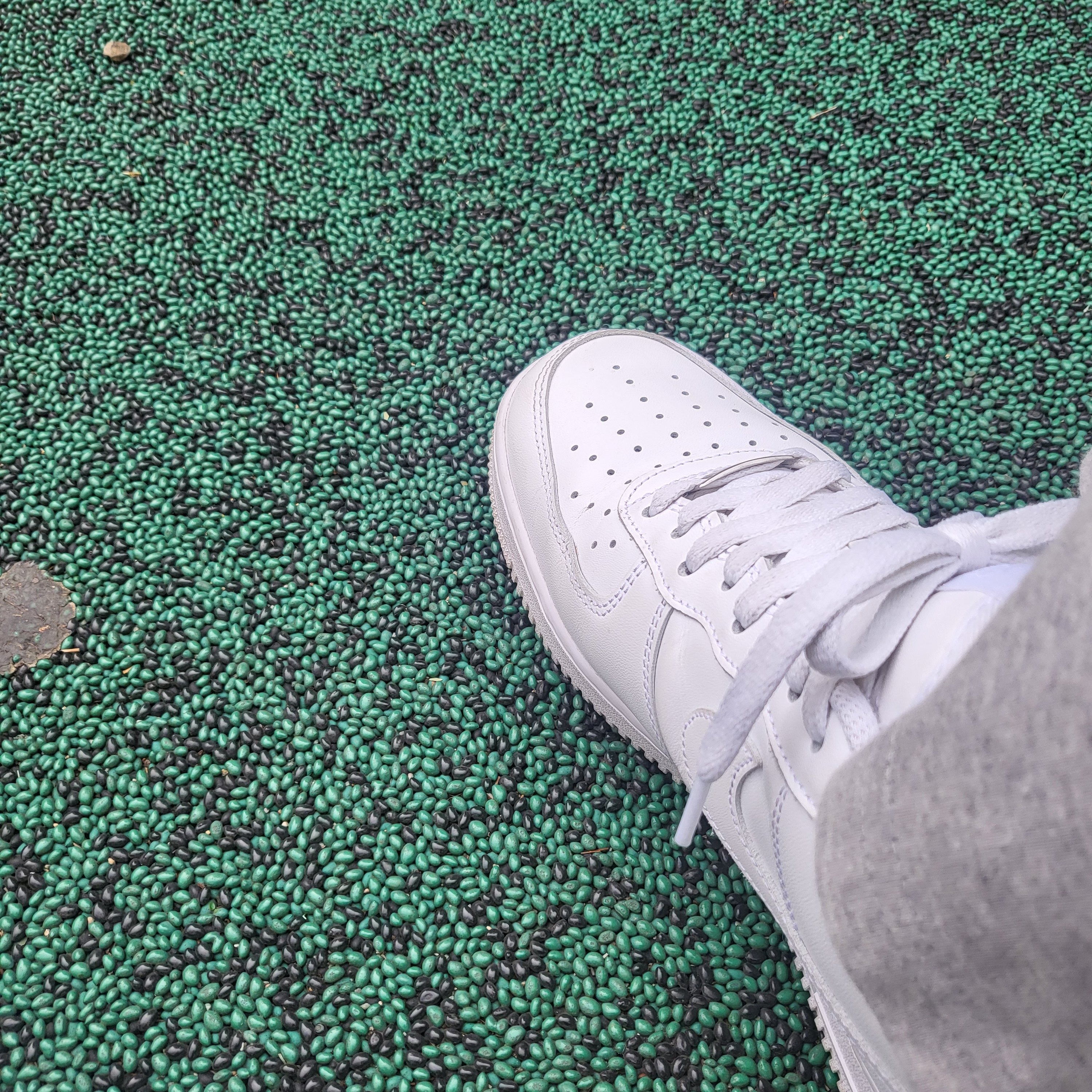 Nike Air Force 1 '07 Low White 착용 스타일