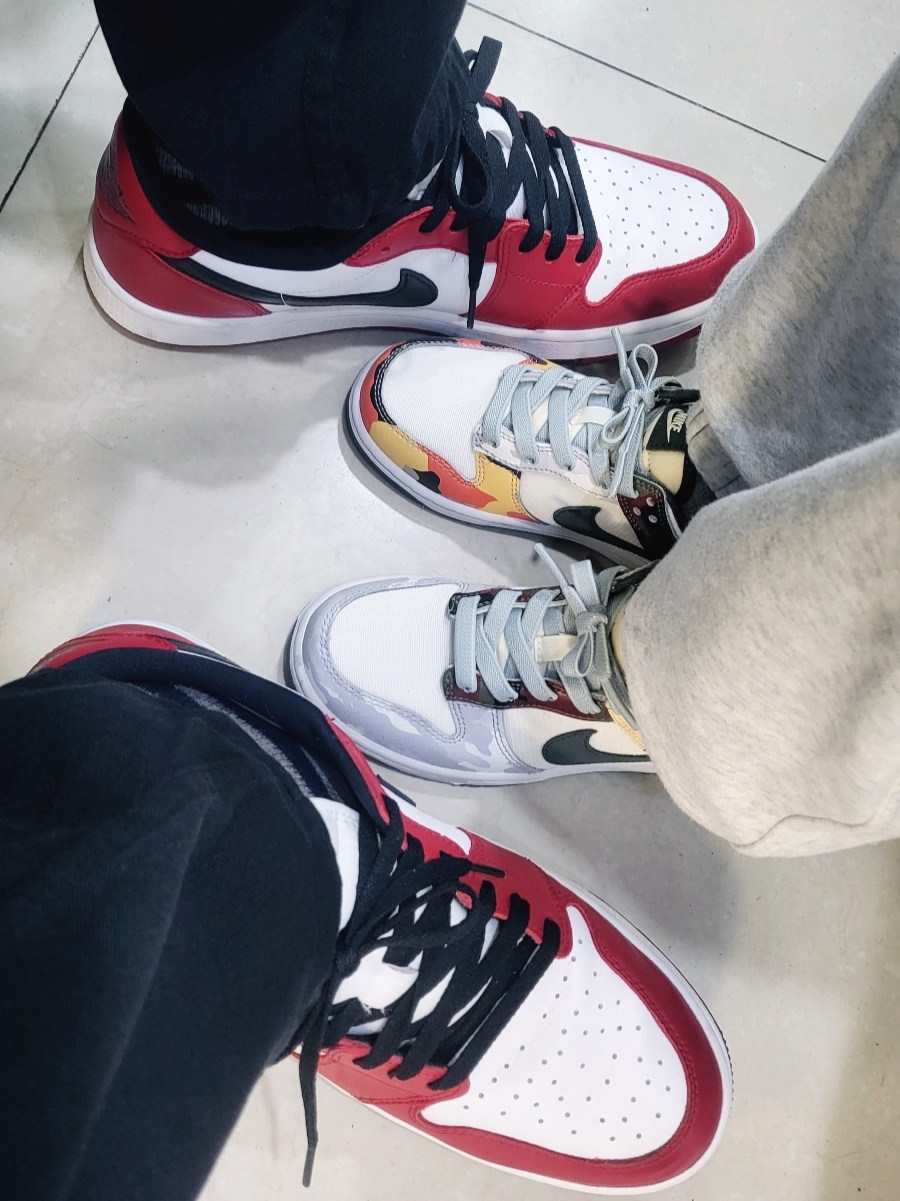 Jordan 1 Low Golf Chicago, (PS) Nike Dunk Low SE Sail Multi Camo 착용 스타일
