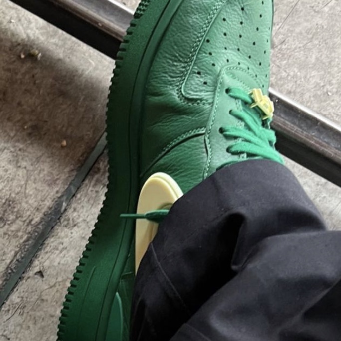 Nike x Ambush Air Force 1 Low SP Pine Green and Citron 착용 스타일