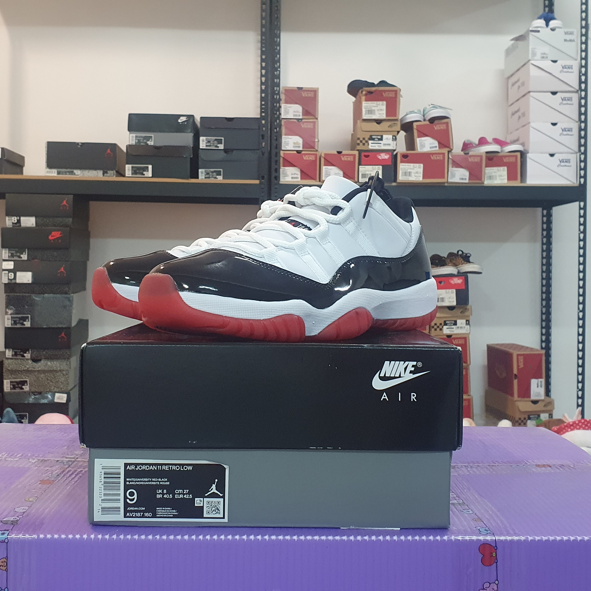 Jordan 11 Retro Low Concord Bred 착용 스타일