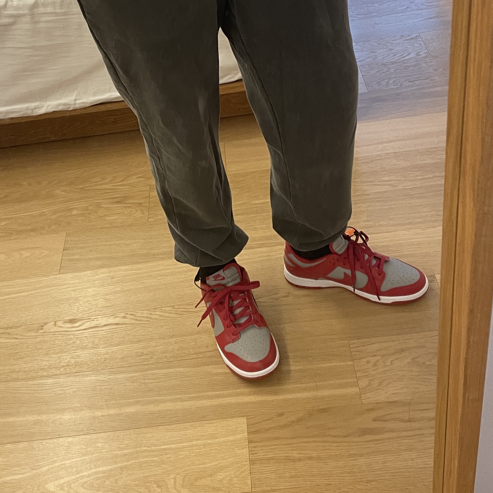 Nike Dunk Low Retro Medium Grey 착용 스타일