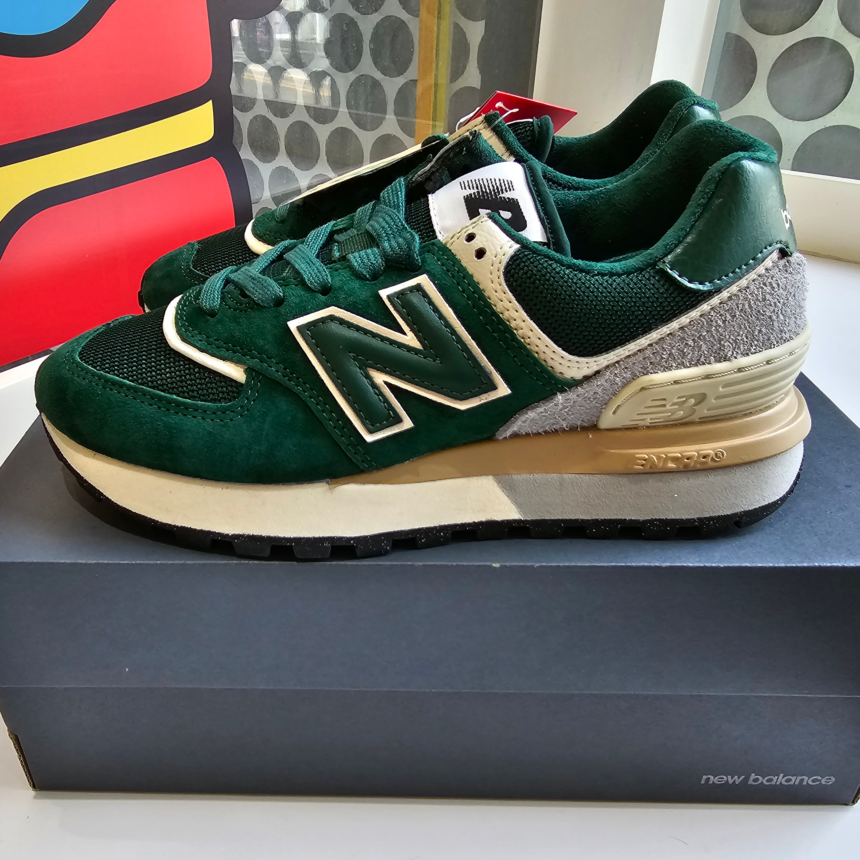 New Balance 574 Legacy Green 착용 스타일 - 2