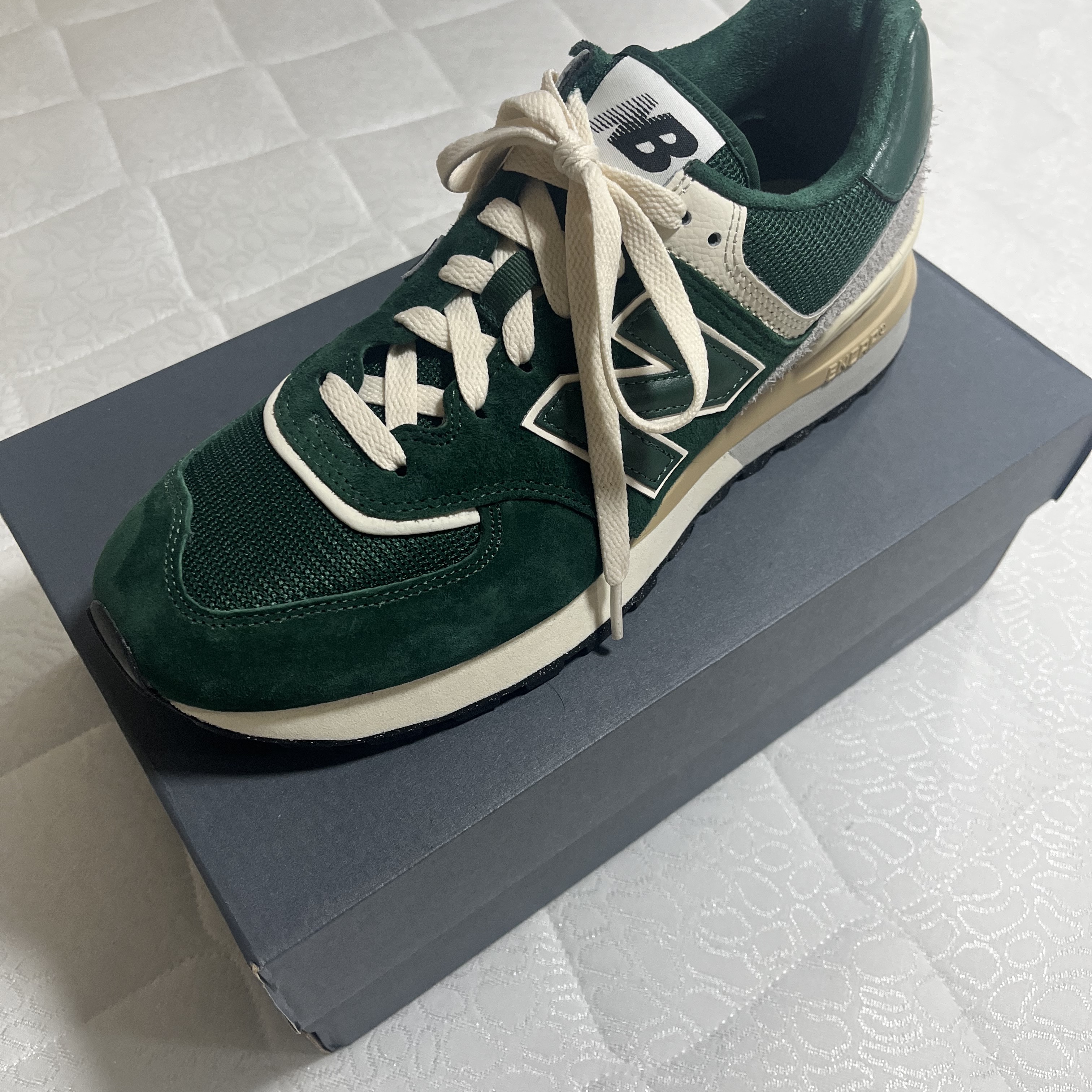 New Balance 574 Legacy Green 착용 스타일 - 3