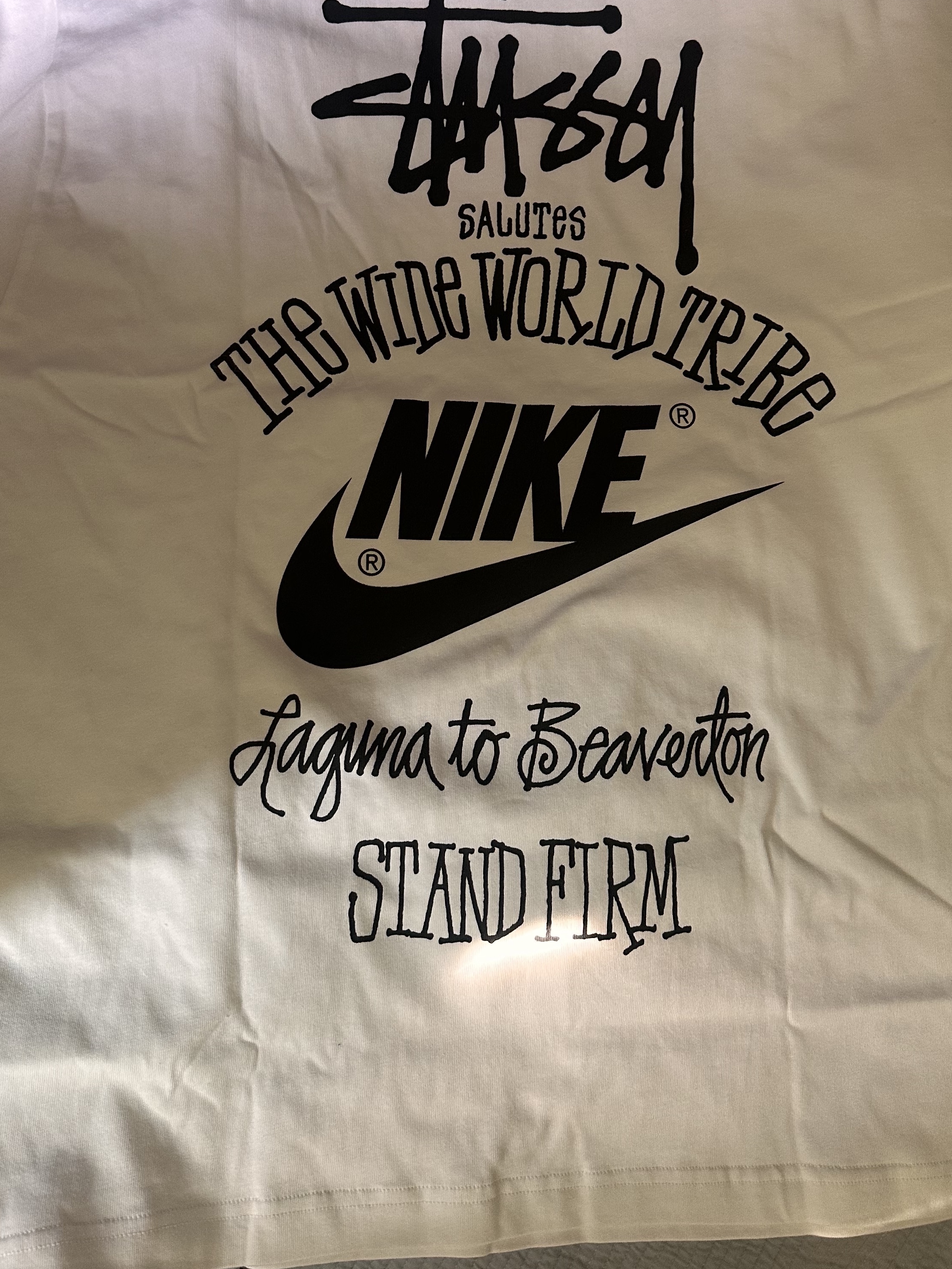 Nike x Stussy T-Shirt White (DV1774-100) 착용 스타일 - 2
