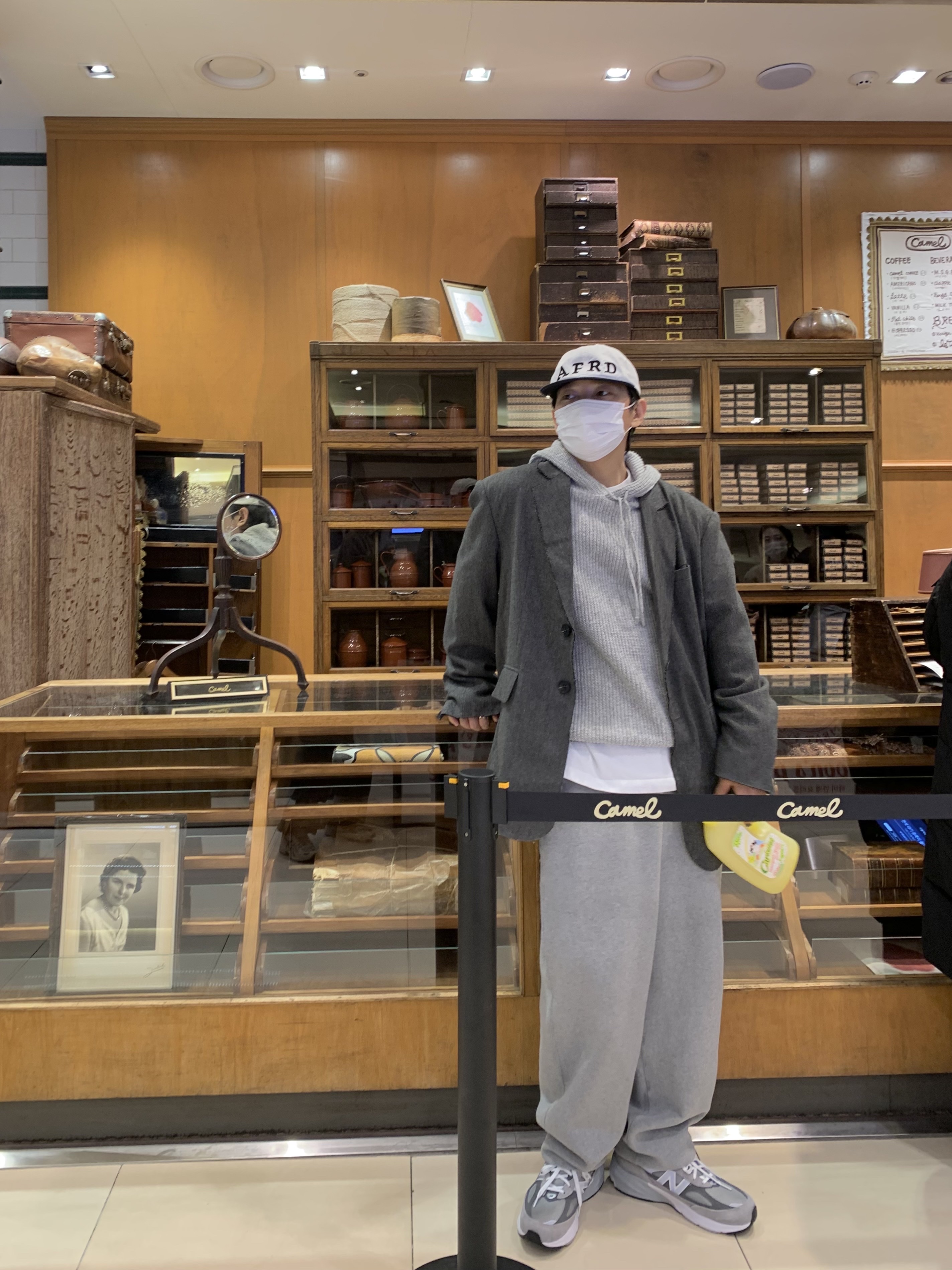 New Balance 990v6 Made in USA Grey - D Standard, Nike x Stussy NRG RA Fleece Pants Dark Grey Heather (DJ9490-063) 착용 스타일 - 2