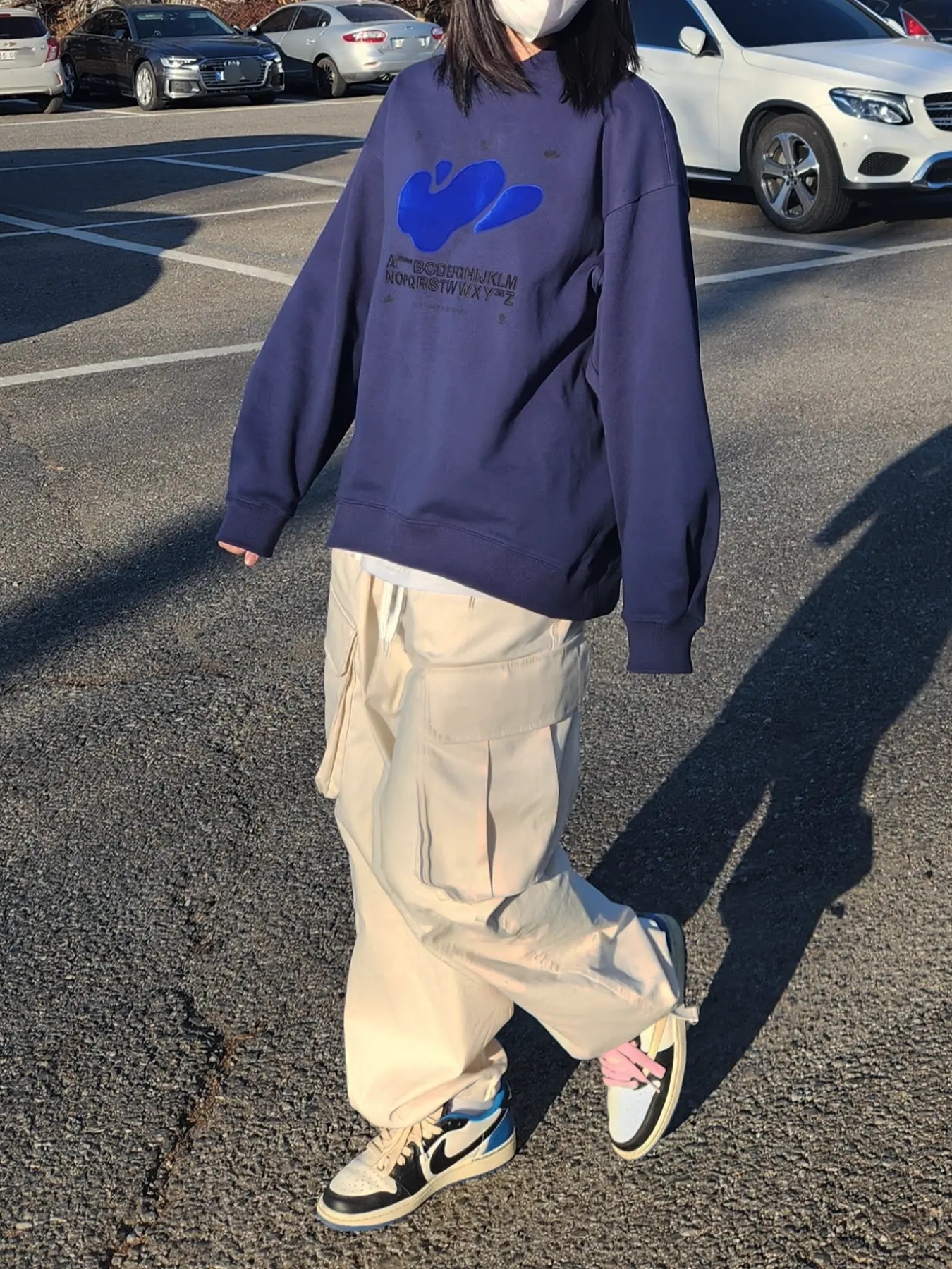 Zara x Ader Error Oversize Polo Shirt Navy, Jordan 1 x Travis Scott x Fragment Retro Low OG SP Military Blue 착용 스타일 - 2