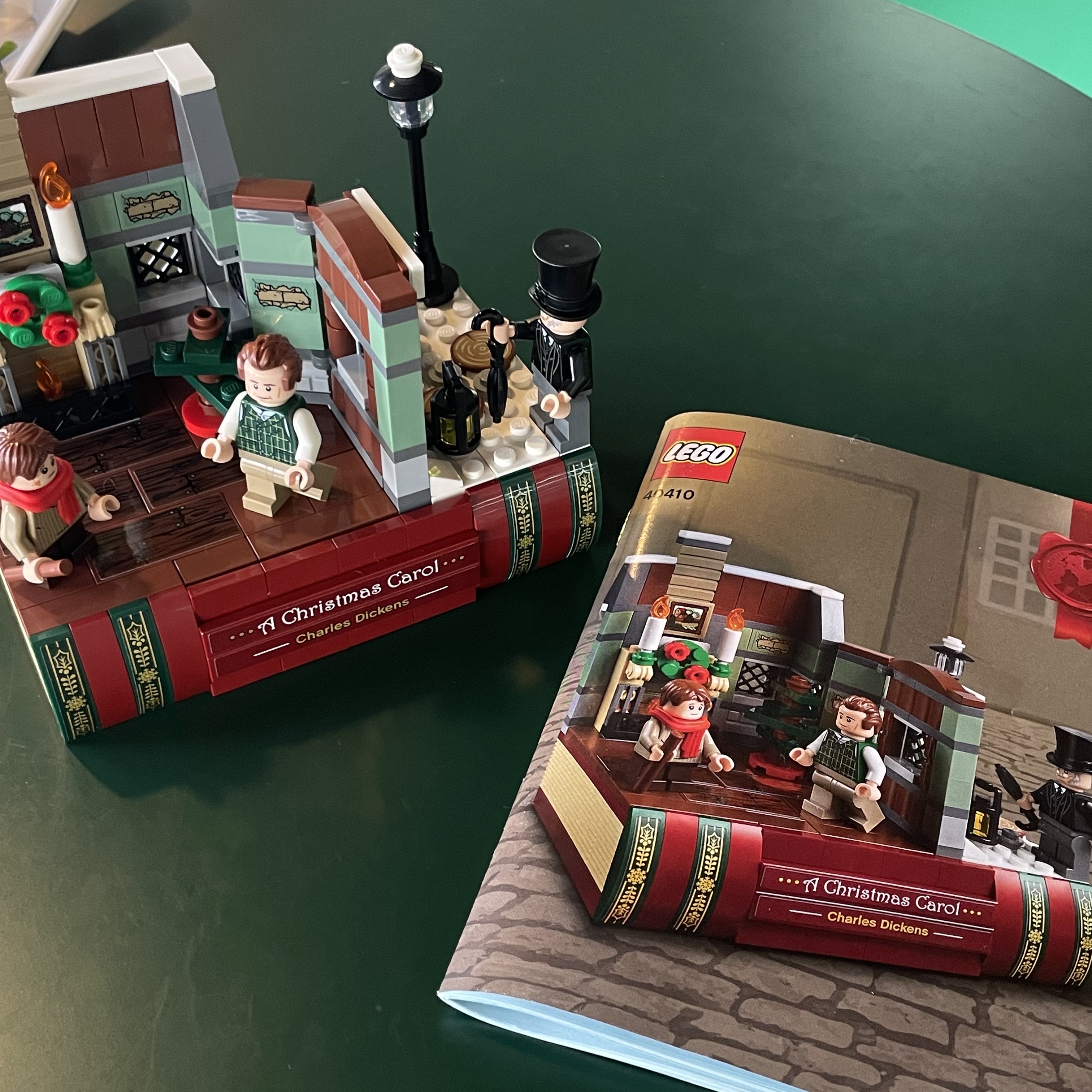 Lego Charles Dickens Tribute 착용 스타일