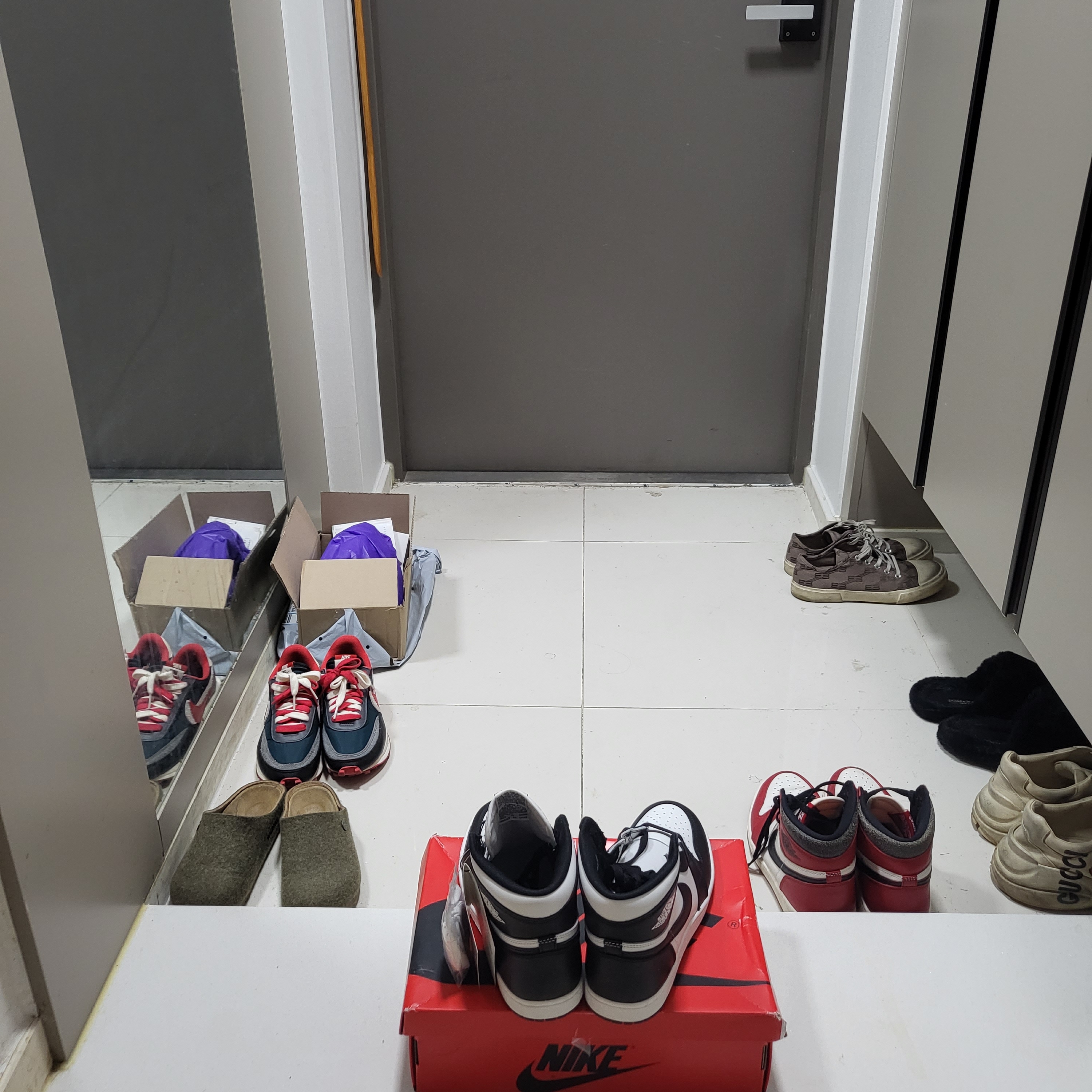 Jordan 1 High 85 Black White, Jordan 1 Retro High OG Chicago 2022 착용 스타일 - 1