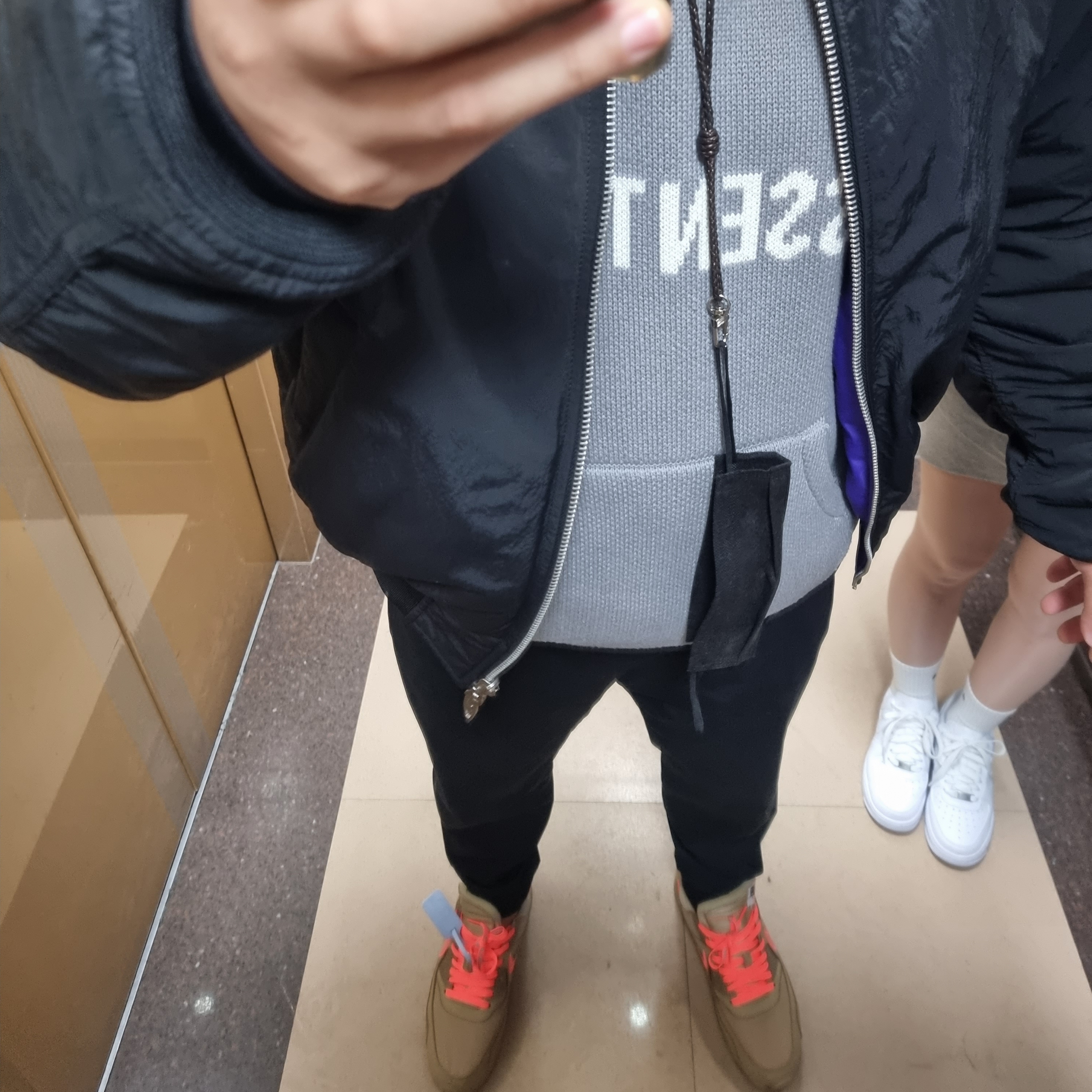Essentials Knit Pullover Hoodie Pebble - Nordstrom Exclusive, Nike x Off-White Air Max 90 V2 Desert Ore 착용 스타일 - 1
