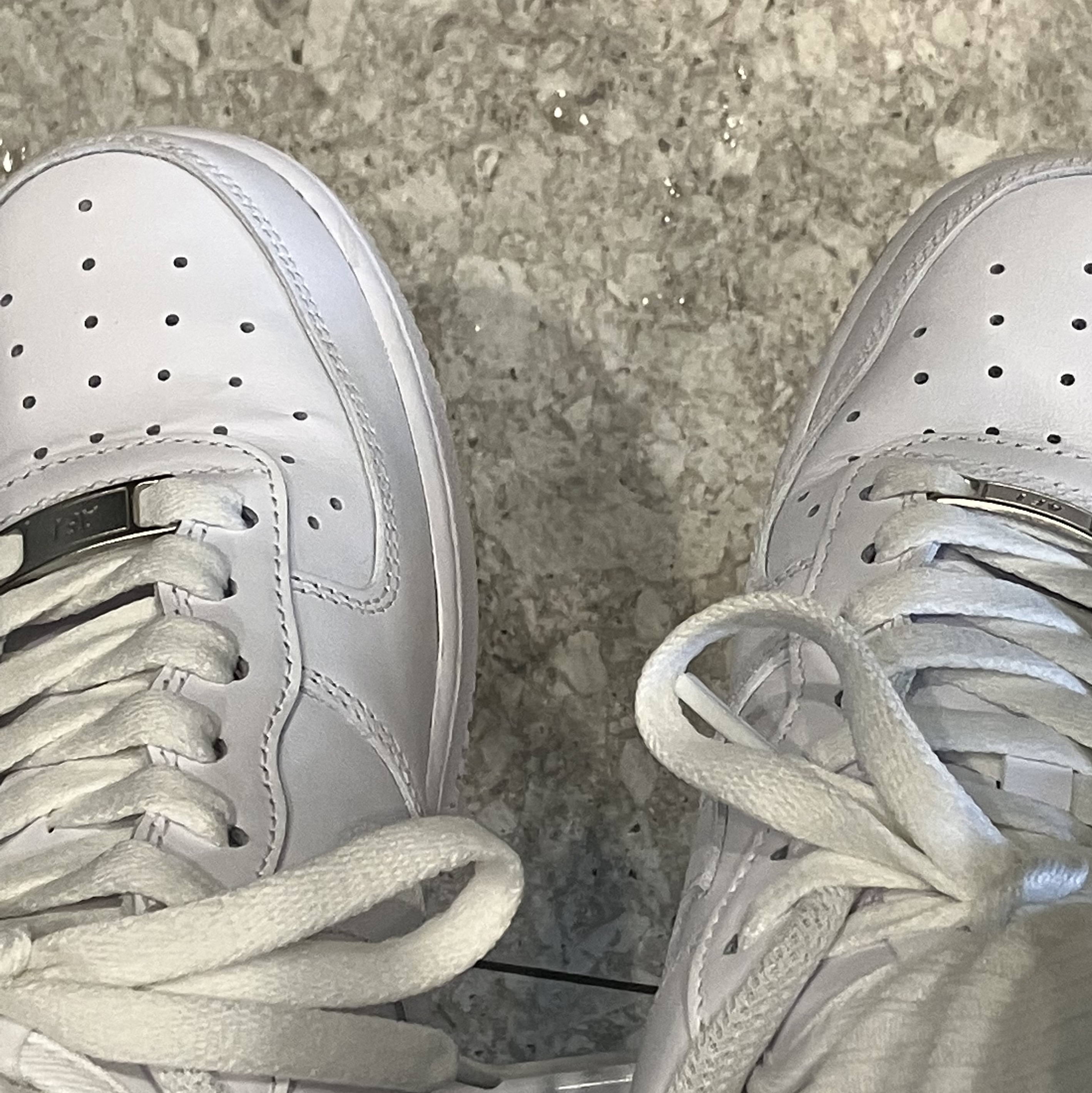 Nike Air Force 1 '07 Low White 착용 스타일