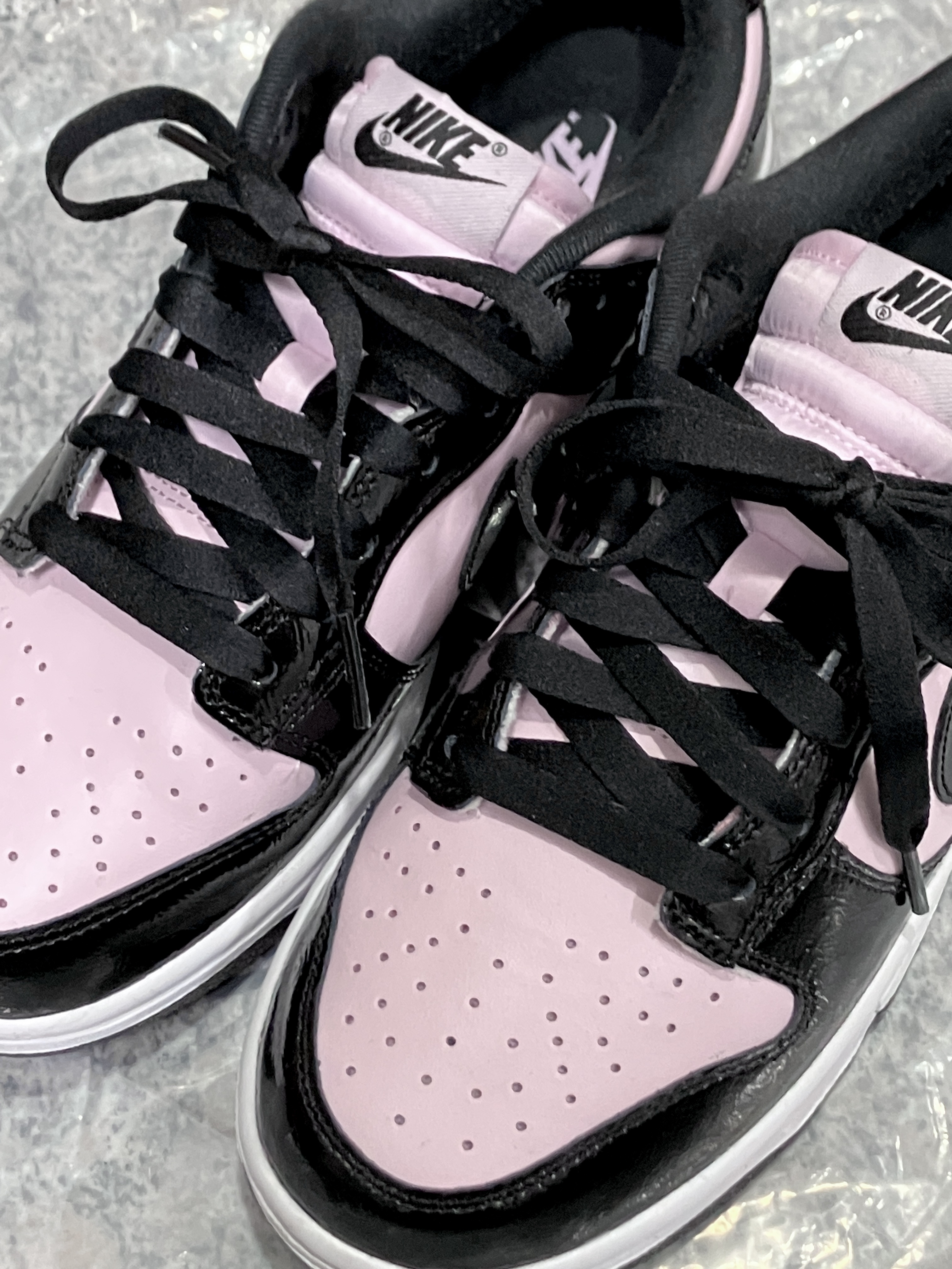 (W) Nike Dunk Low Essential Pink Foam Black 착용 스타일