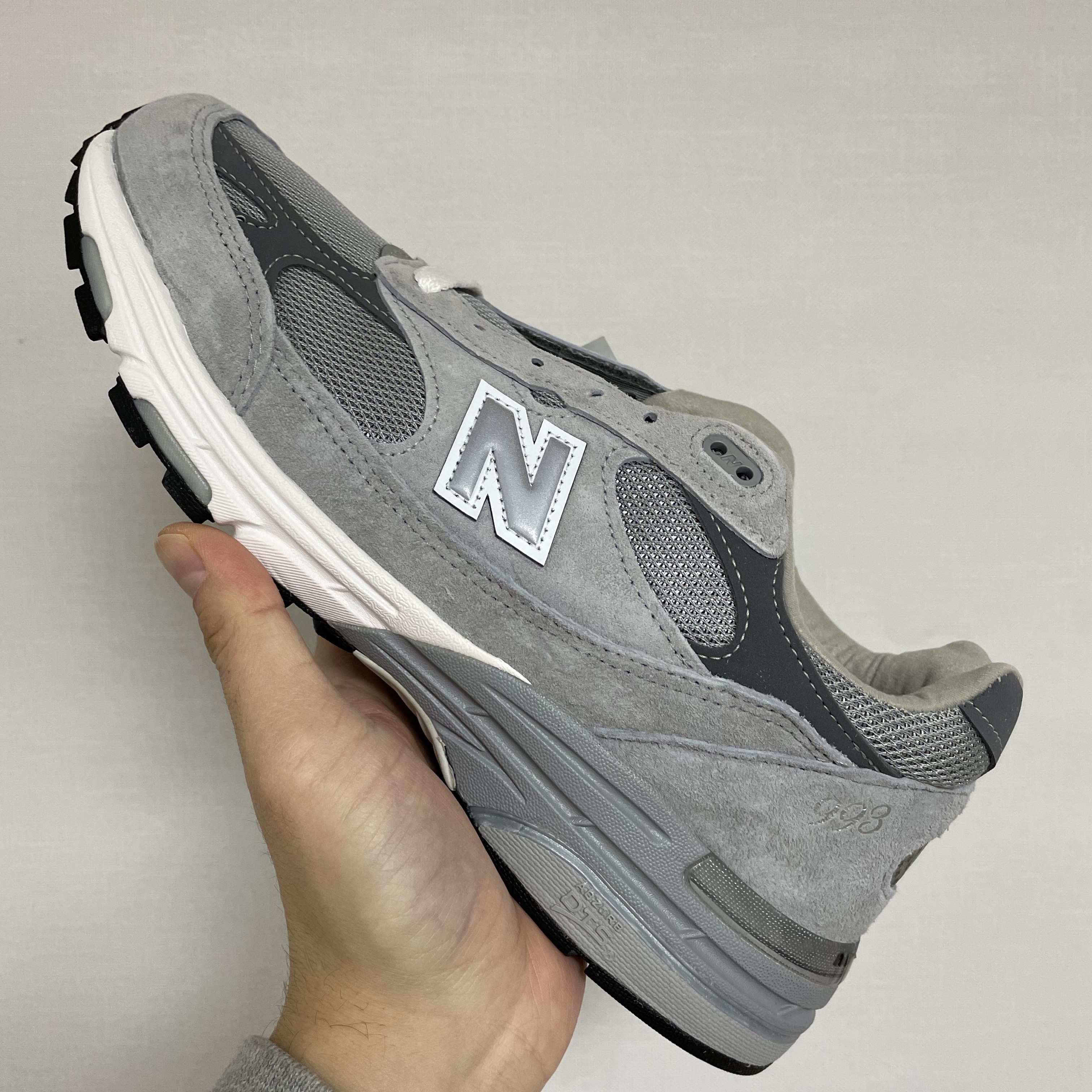 New Balance 993 Made in USA Grey - D Standard 착용 스타일 - 1