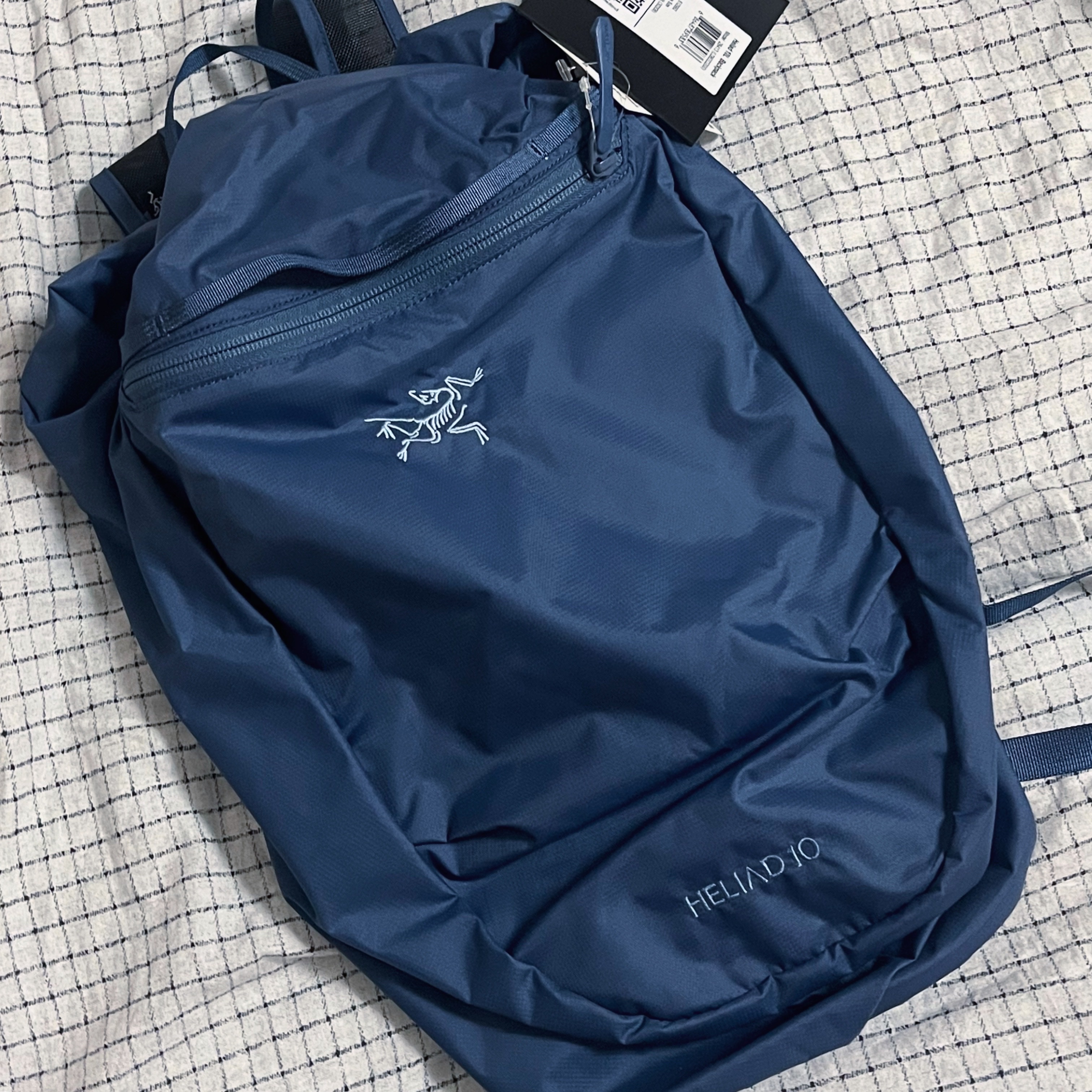Arc'teryx Heliad 10 Backpack Moonlit 착용 스타일