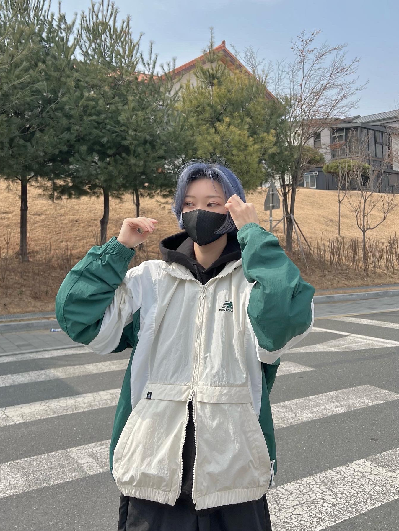 (W) Nike Air Max 98 Sail Igloo, Nike NRG Solo Swoosh Fleece Pants Dark Grey Heather - Asia 착용 스타일 - 4