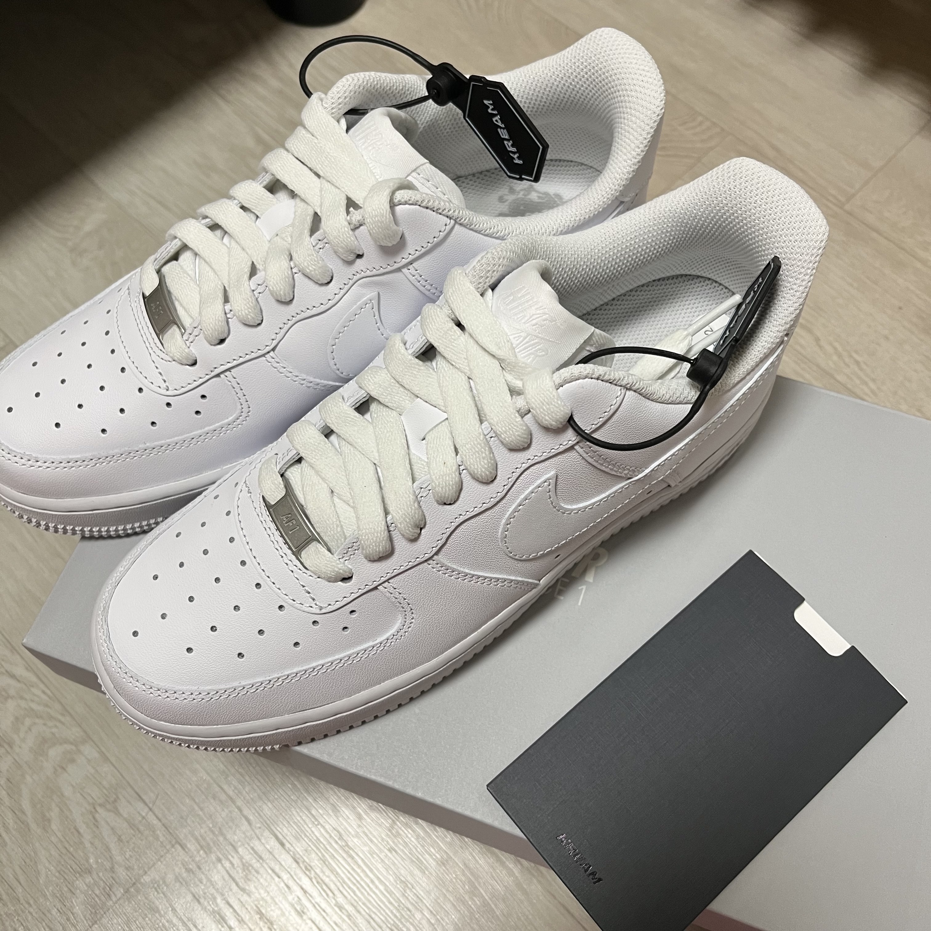 (W) Nike Air Force 1 '07 Low White 착용 스타일