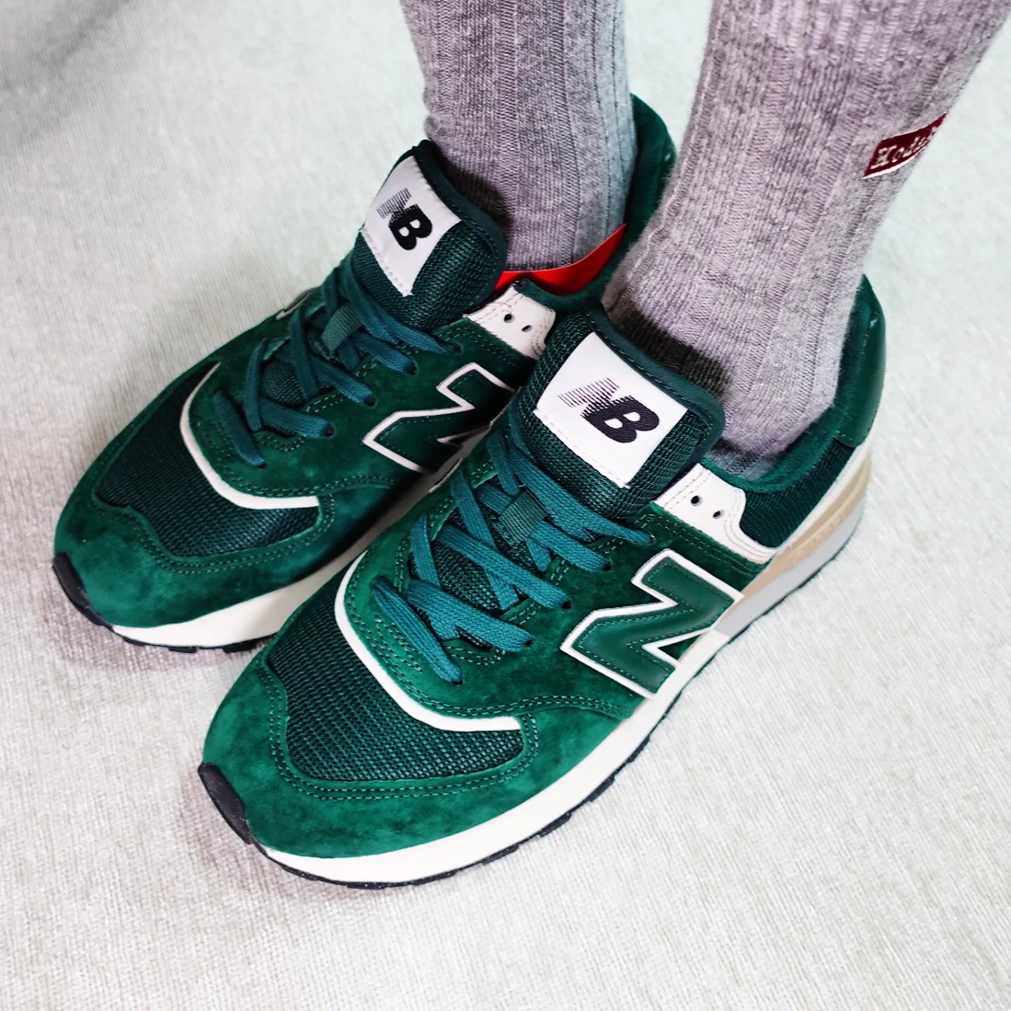 New Balance 574 Legacy Green 착용 스타일 - 3
