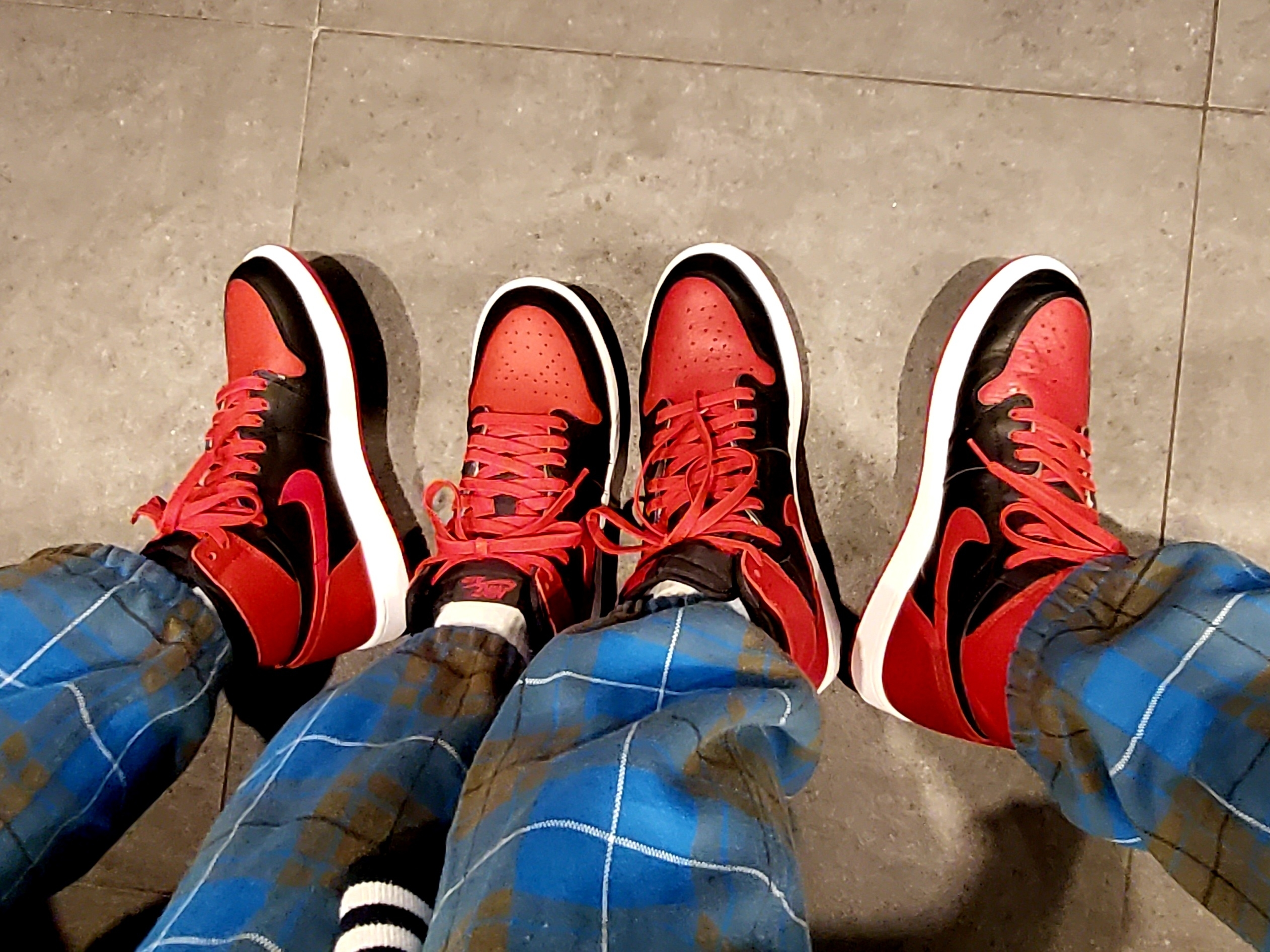 (GS) Jordan 1 Retro High OG Bred Banned 2016, Jordan 1 Retro High OG Bred Banned 2016 착용 스타일 - 2