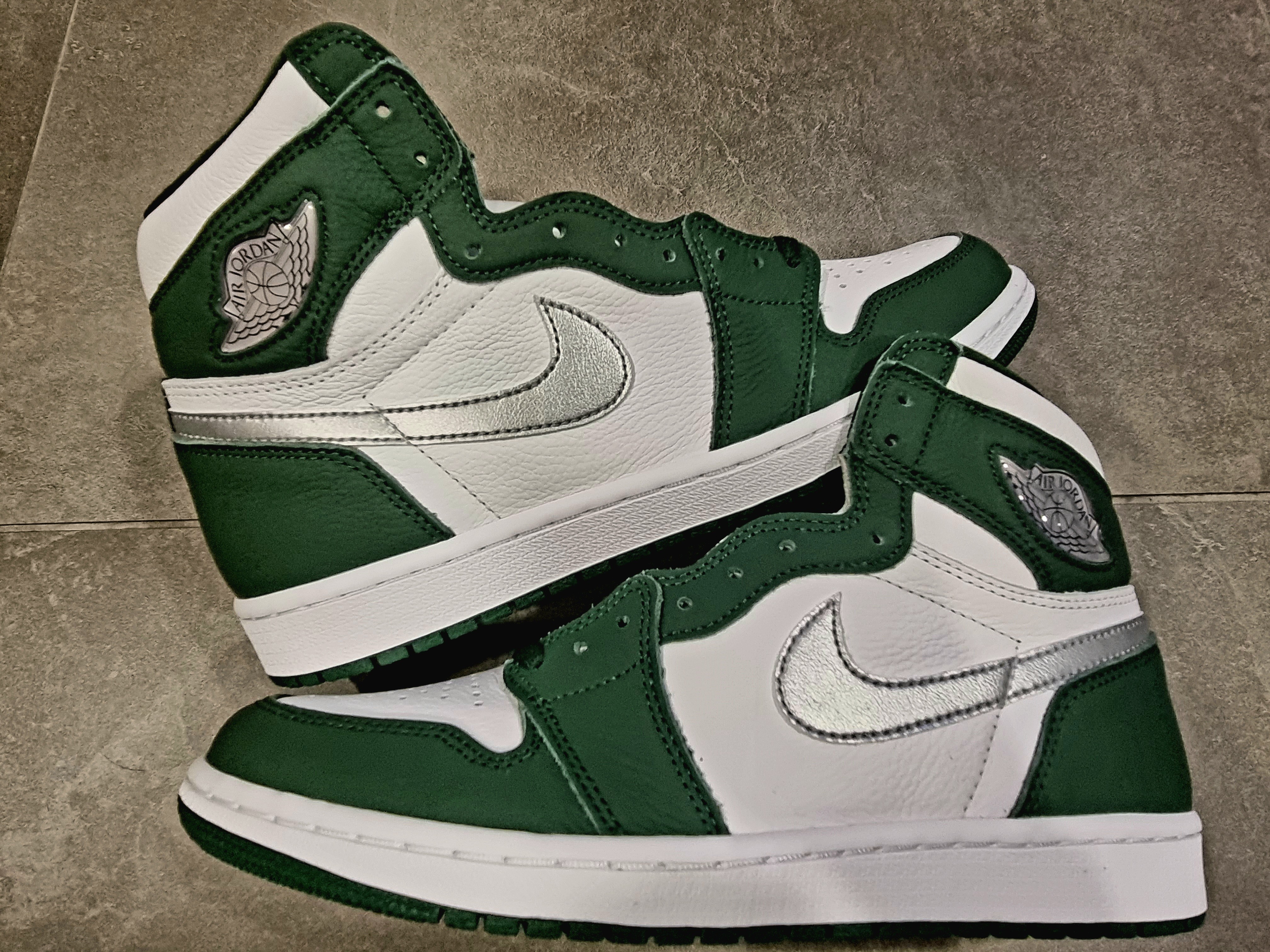 Jordan 1 Retro High OG Gorge Green 착용 스타일 - 2
