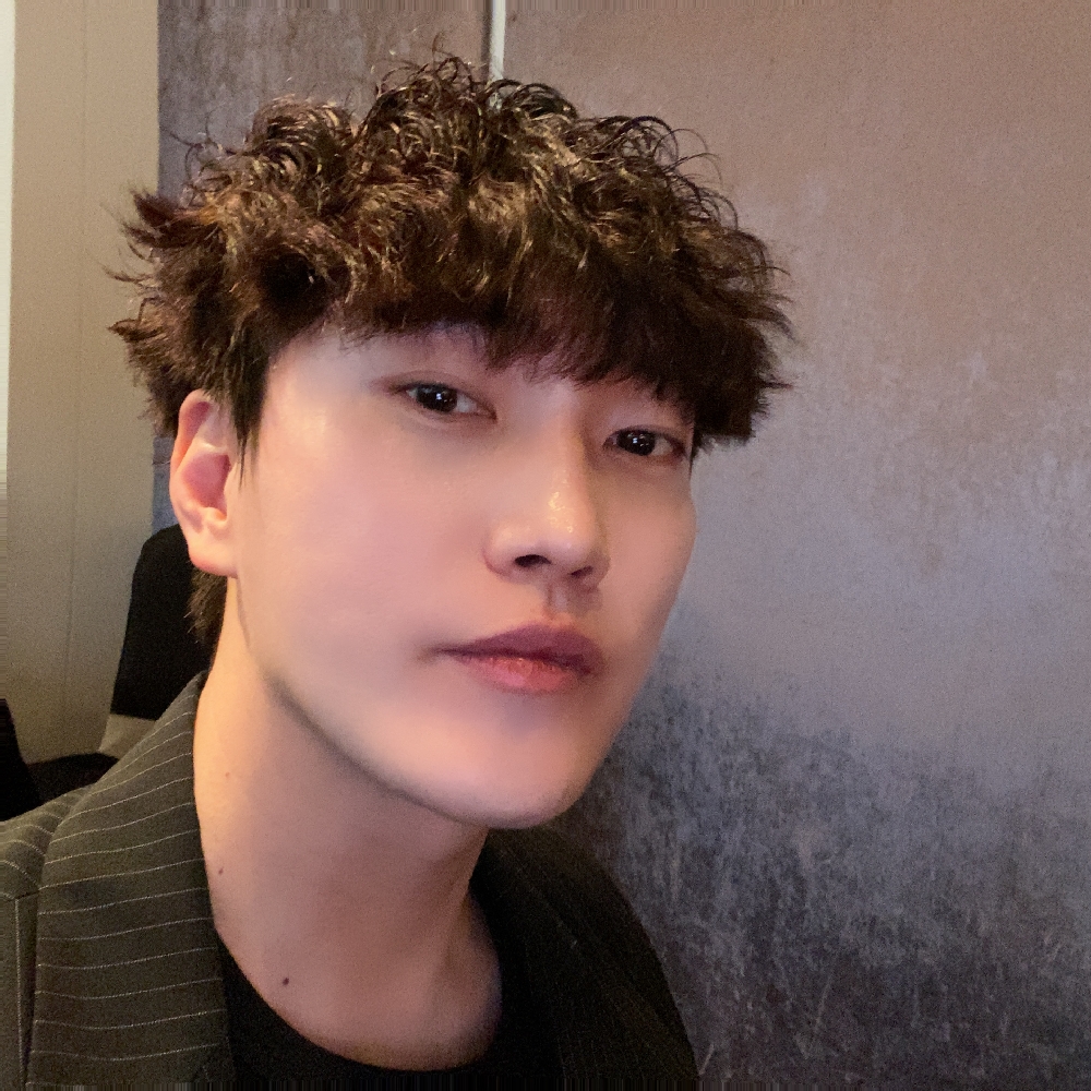 KREAM 프로필 이미지