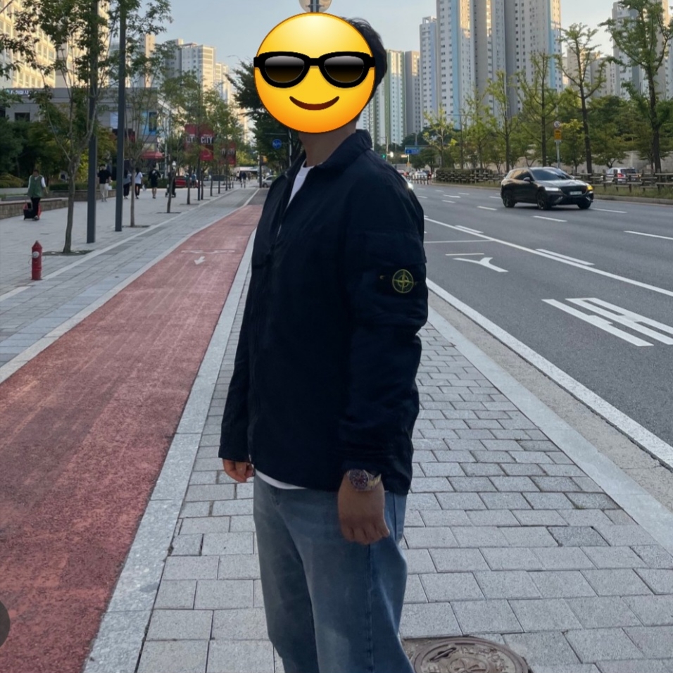 Stone Island 10502 Naslan Light Garment Dyed Overshirt Navy Blue - 22SS, Rolex Submariner Date 41mm 126613LB Royal Blue Oyster 착용 스타일
