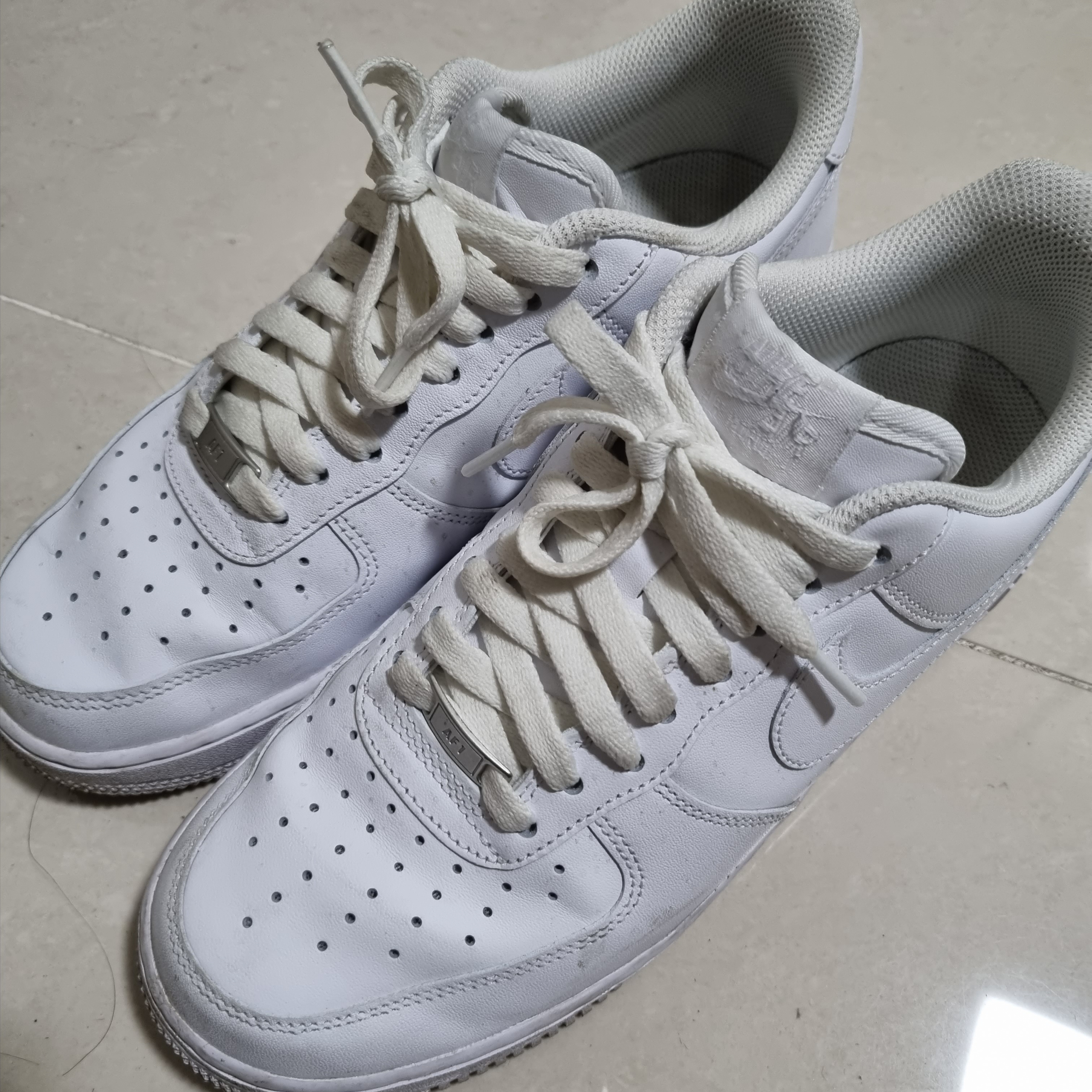 Nike Air Force 1 '07 Low White 착용 스타일