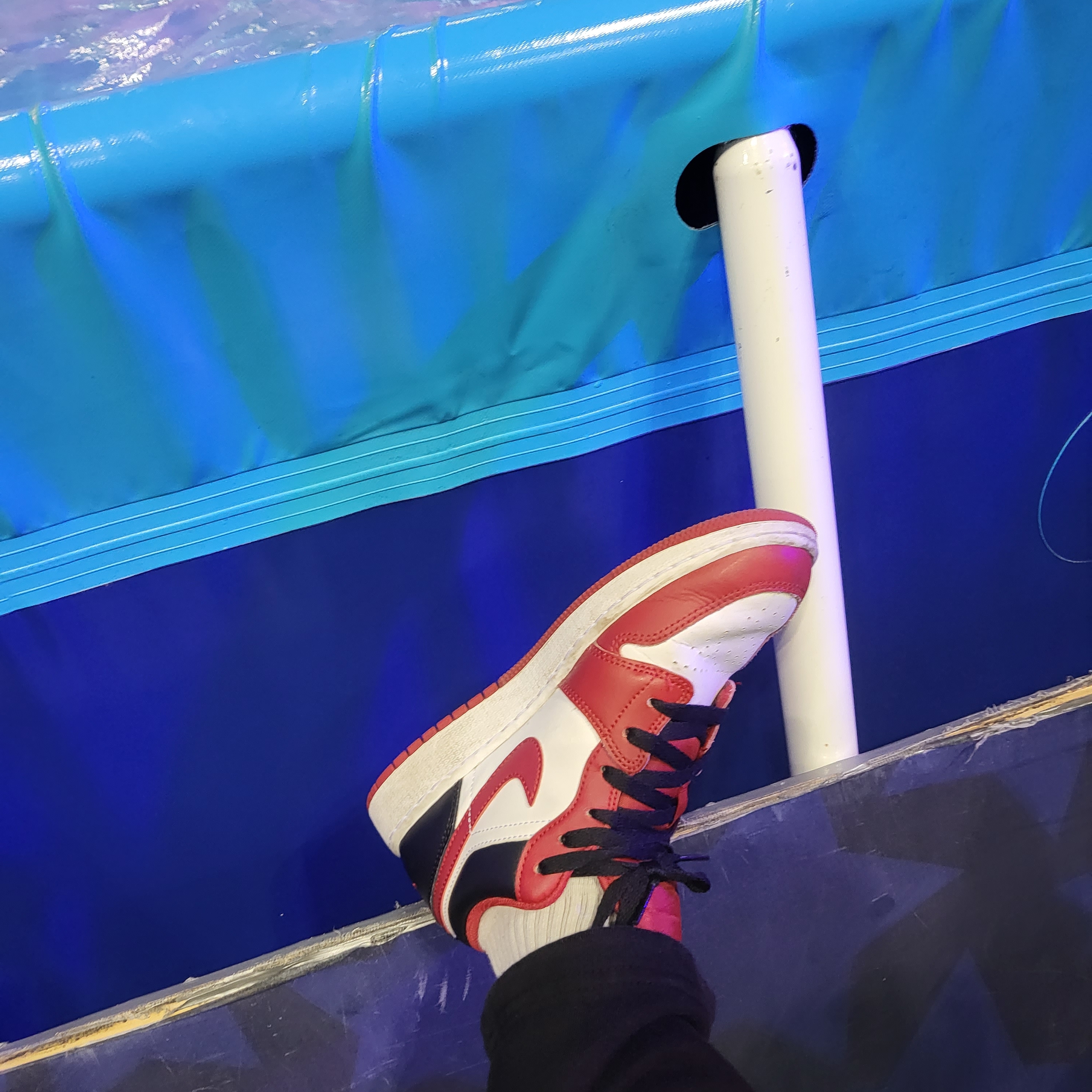 (GS) Jordan 1 Low White Gym Red Black 착용 스타일