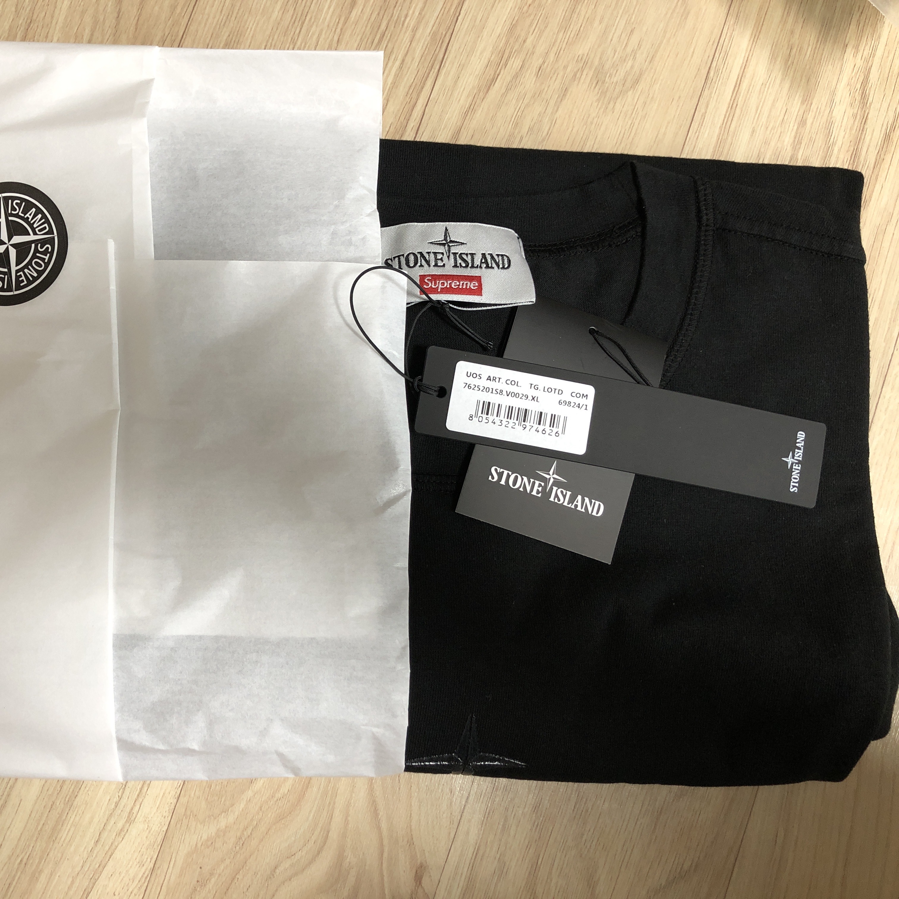 Supreme x Stone Island S/S Top Black - 22SS 착용 스타일