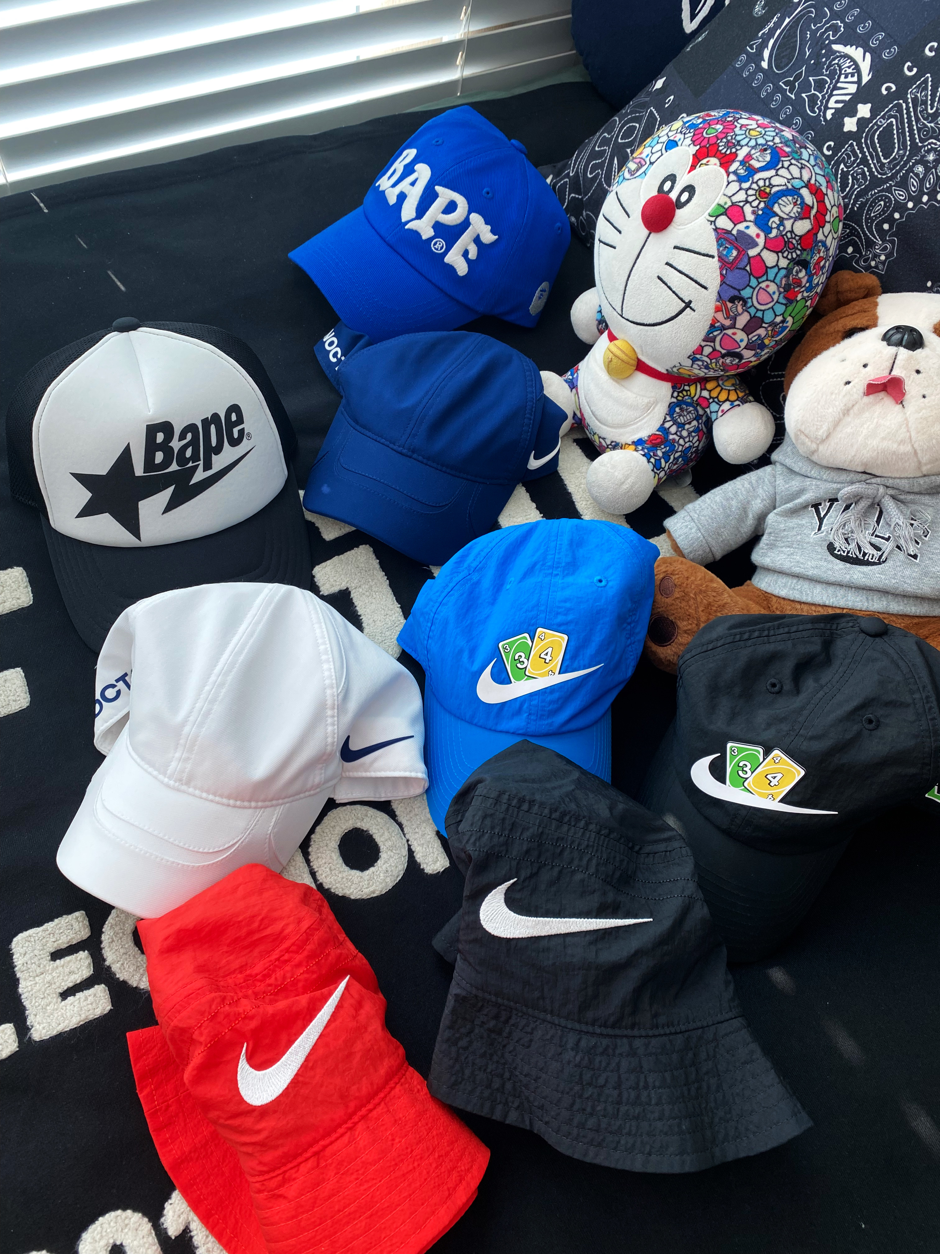 Nike x Drake Nocta Cardinal Stock Essential Cap Navy, Nike x Drake Nocta Cardinal Stock Essential Cap White 착용 스타일