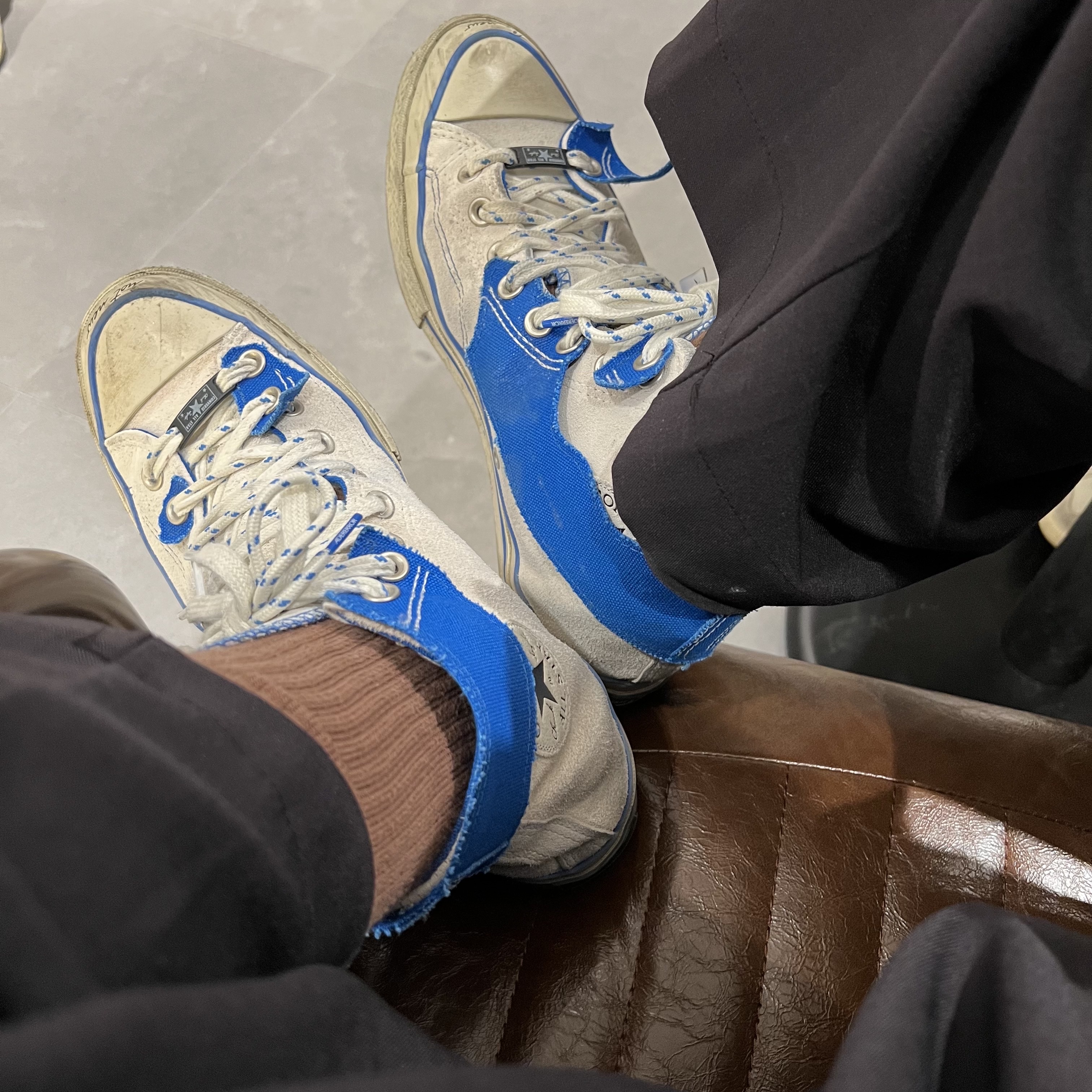 Converse x Ader Error Chuck 70 High White, Apple AirPods Max Lightning Space Gray (Korean Ver.) 착용 스타일 - 2