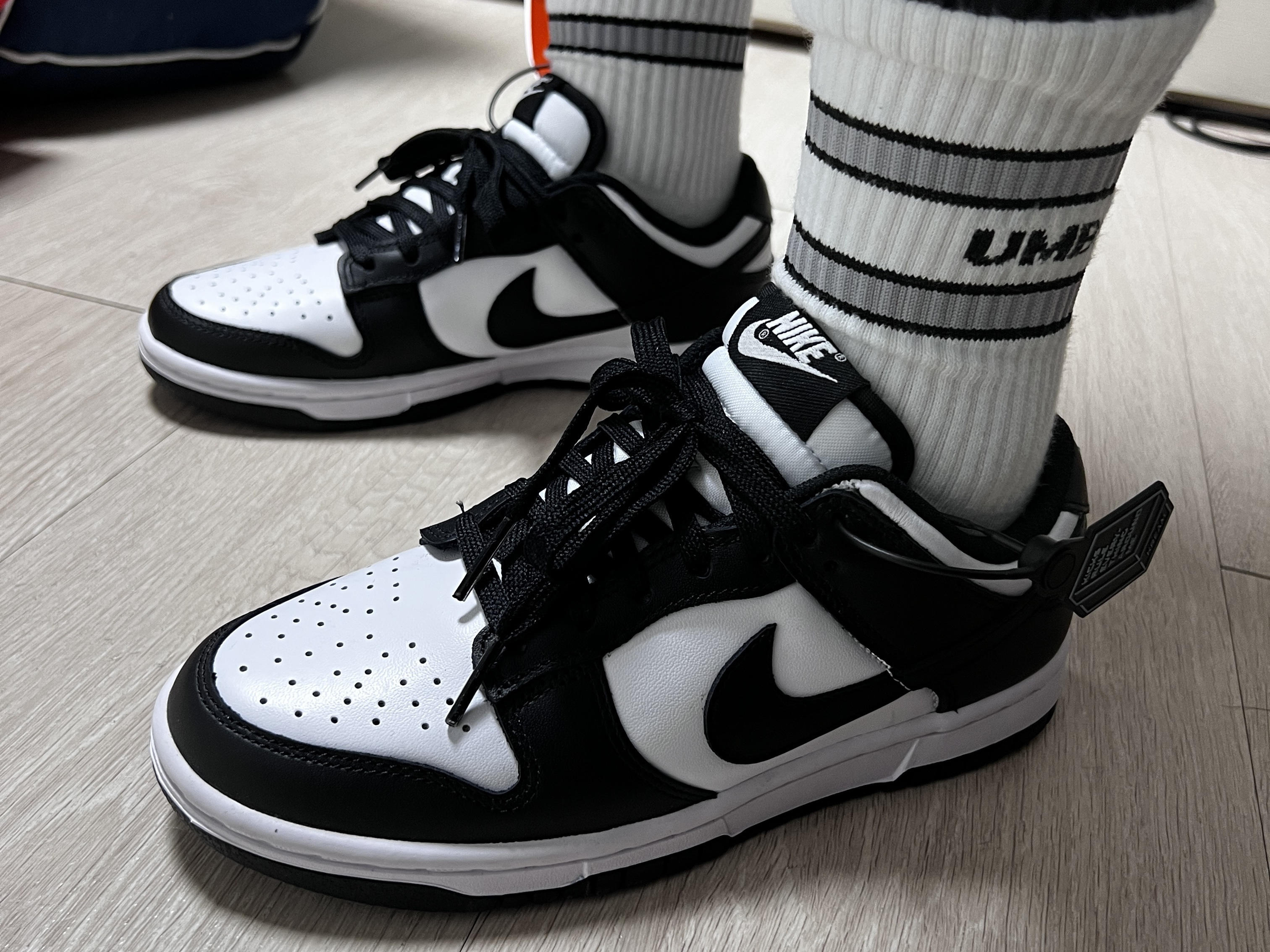 (W) Nike Dunk Low Black 착용 스타일
