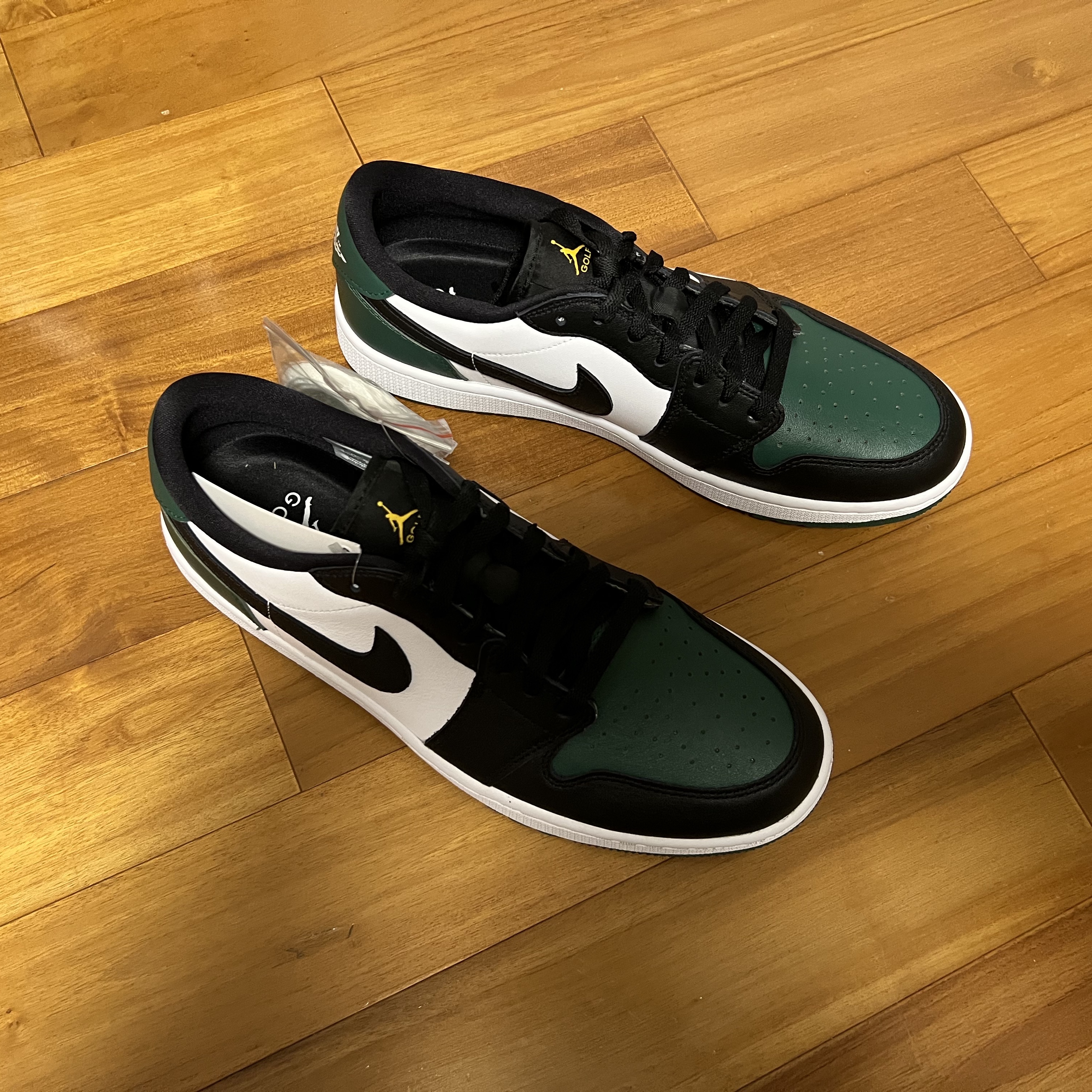 Jordan 1 Low Golf Noble Green 착용 스타일