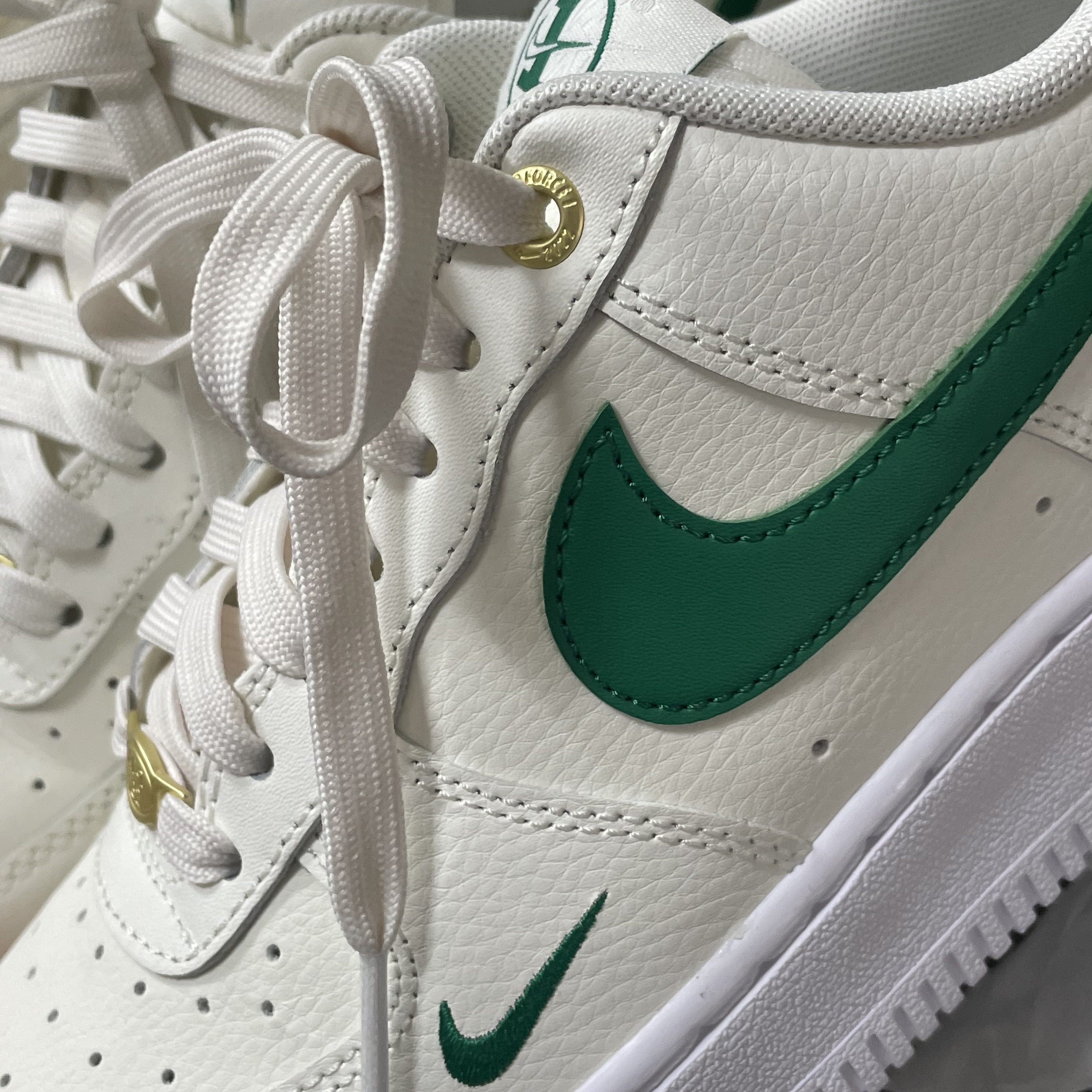 (W) Nike Air Force 1 '07 SE 40th Anniversary Join Forces Sail Malachite 착용 스타일